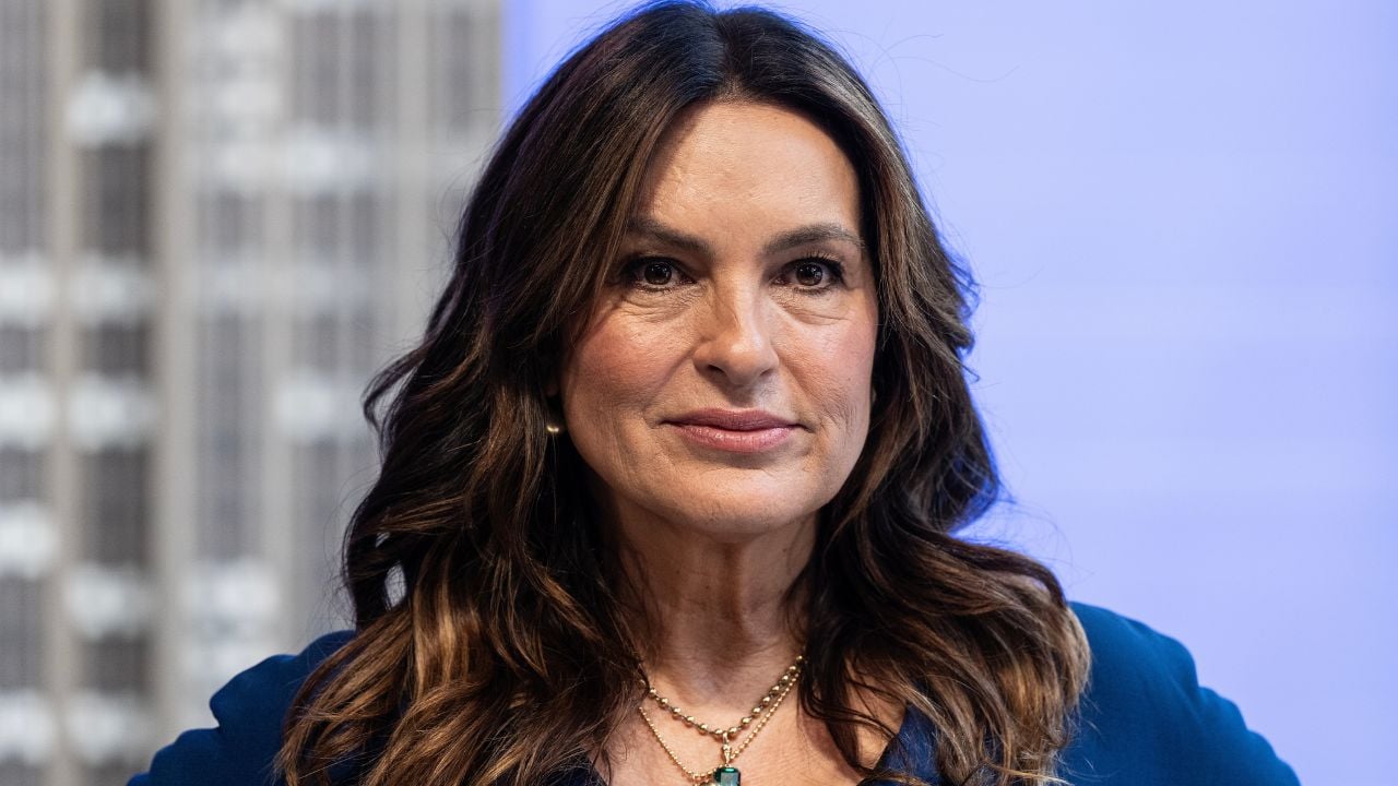 Mariska Hargitay Reveals the ‘Magical’ Part of Taylor Swift and Travis Kelce’s Wedding She Loved Most - AOL