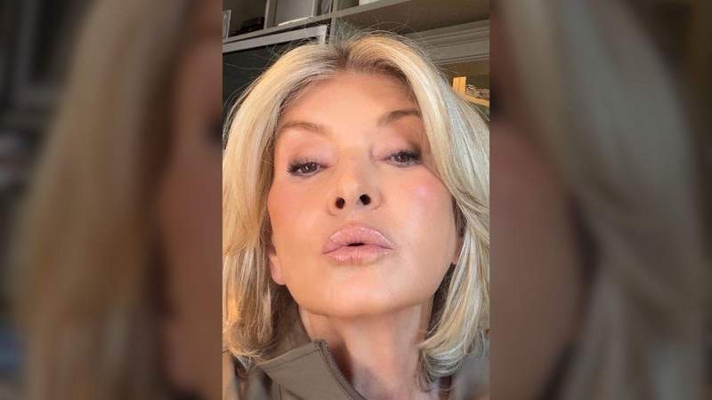 New Photo - Martha Stewart, 85, Teases Releasing Her 'Nudes' While Showing Off Ageless Look in Glamorous Photo