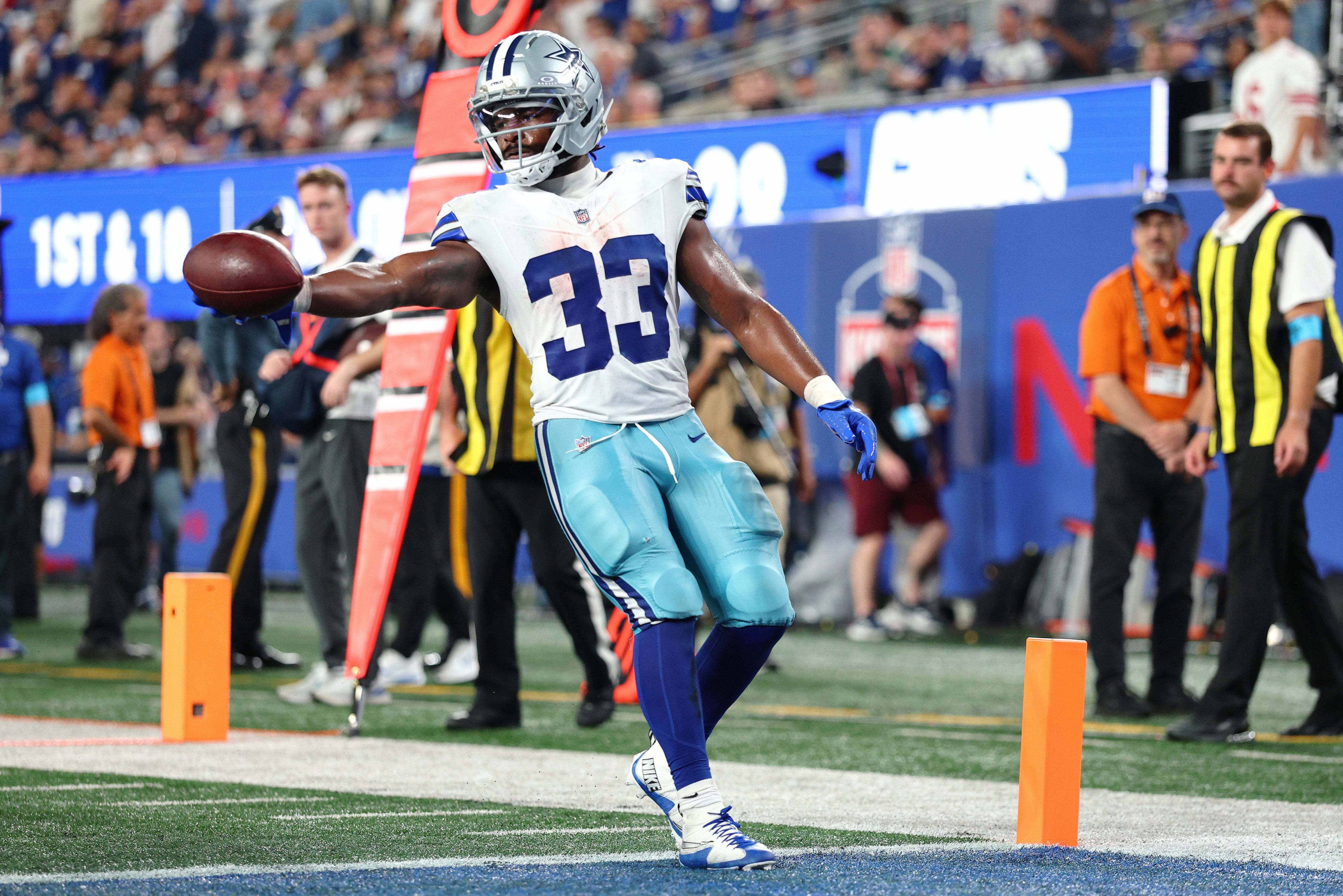 Two UNC football standouts score touchdowns in Week 1 NFL action