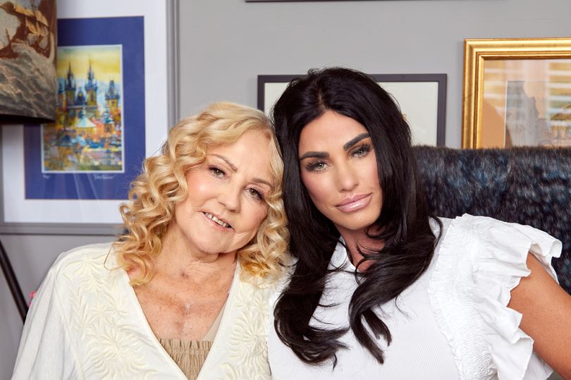 Katie Price's heartbreaking plea to terminally ill mum Amy as star begs 'don't leave me'