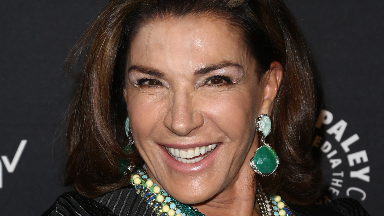 The Kitchen Color Hilary Farr Says Will Always Be A Classic - AOL