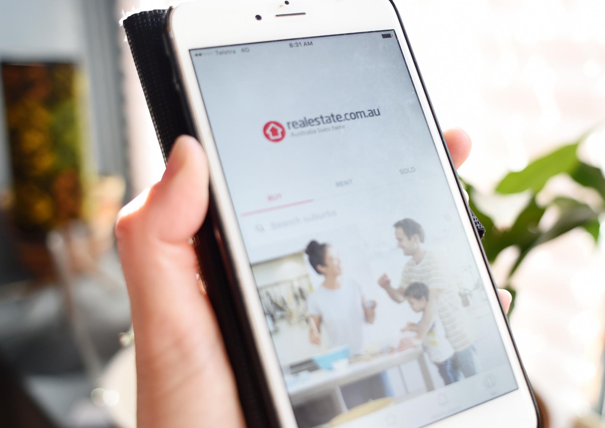 News Corp's realestate.com.au to stop forcing agents to list with it exclusively after ACCC action