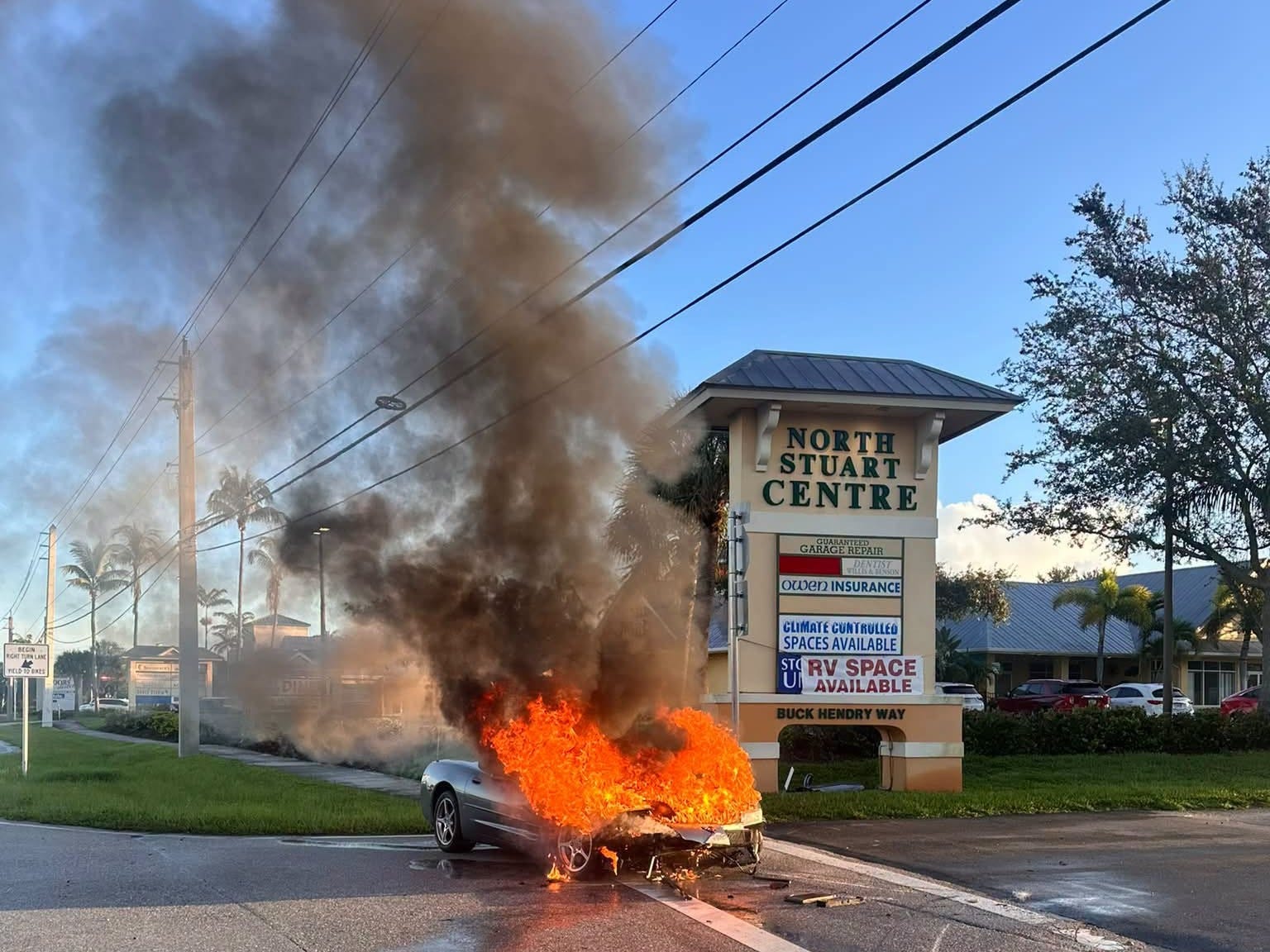Vehichile Vehicle spins out, crashes, bursts into flames on U.S. 1 in Florida - AOL