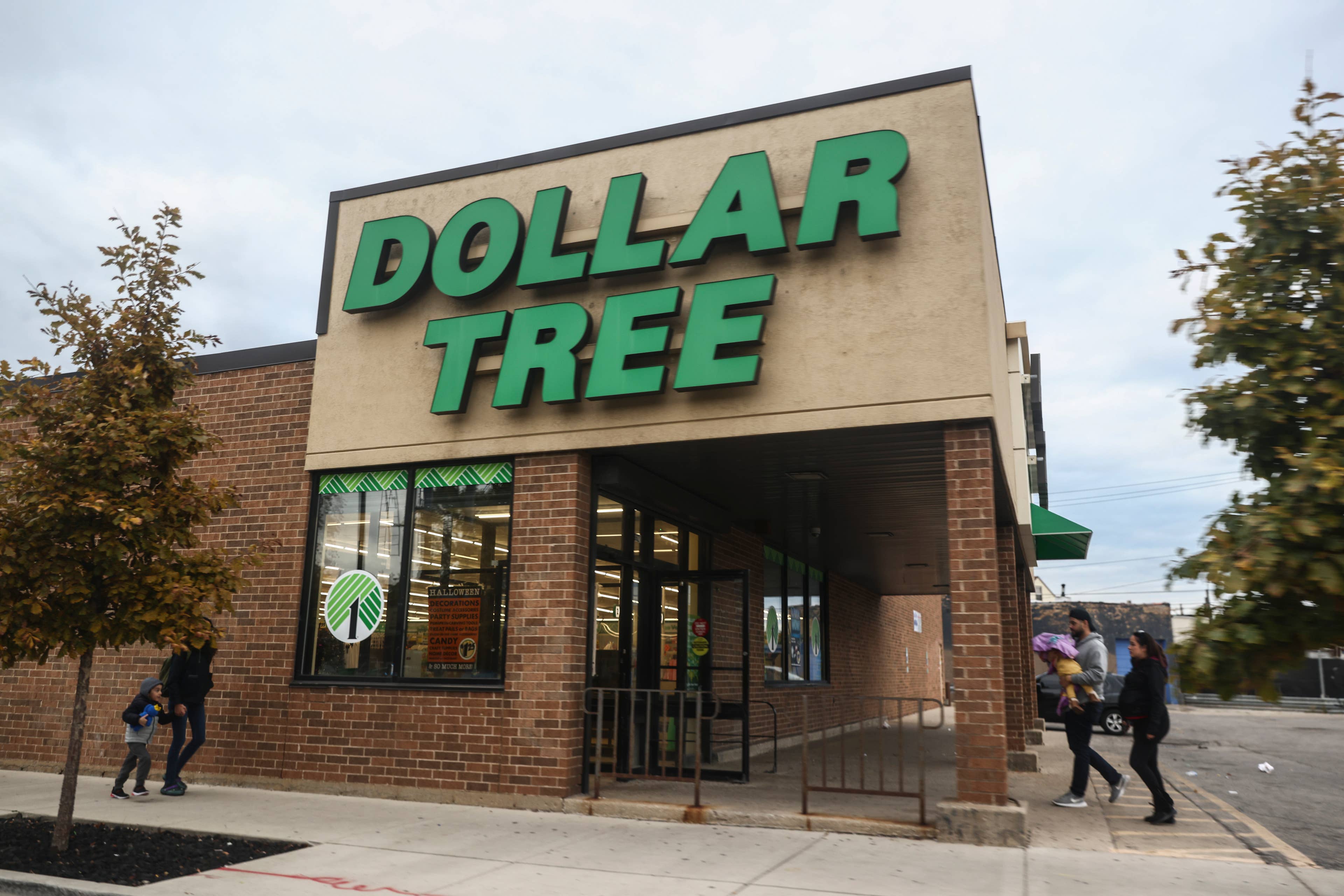 Dollar Tree's $1.50 Plush Mice Are Dethroning Expensive Cat Toys