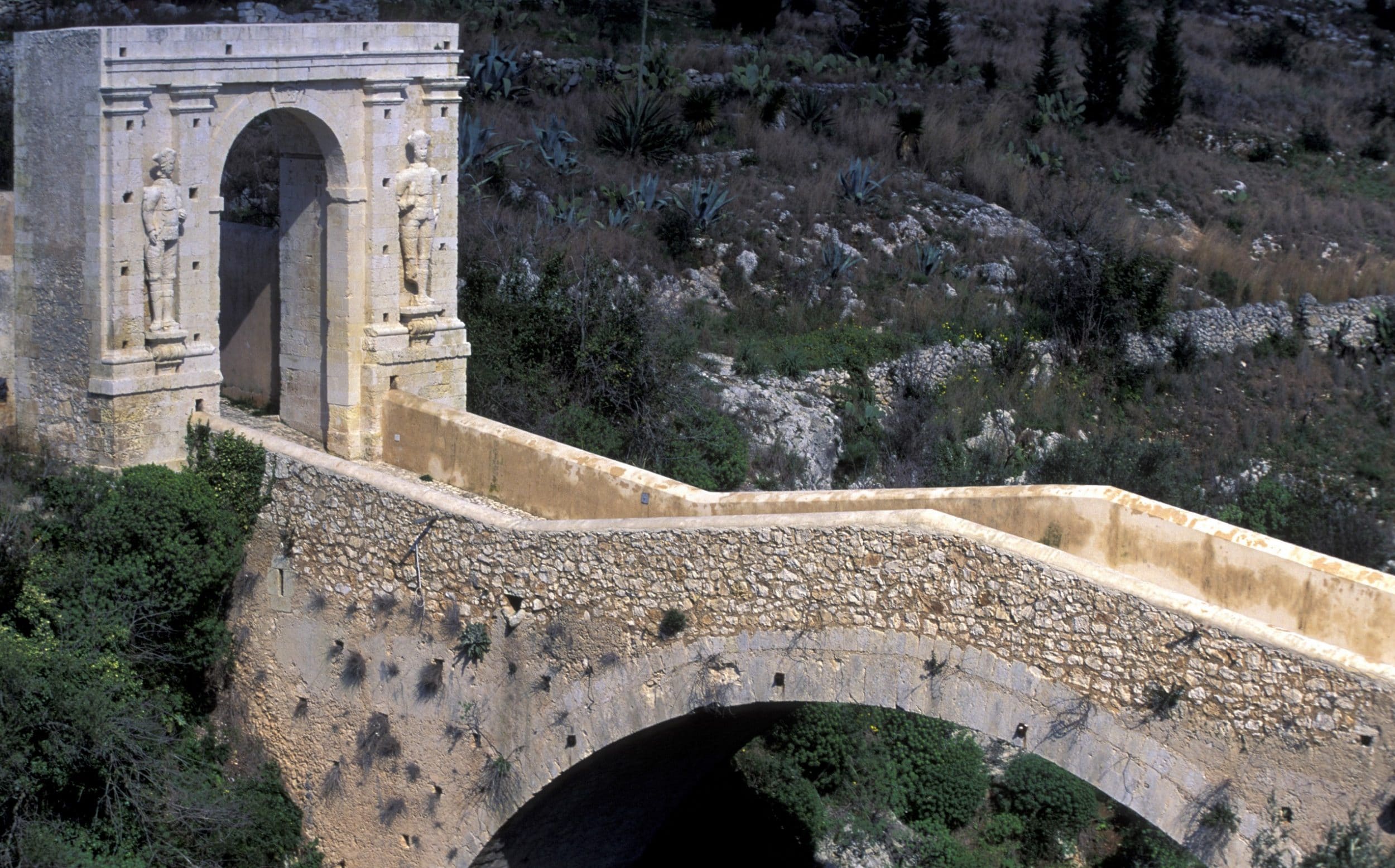 Naked Briton found dead in Sicilian ‘ritual gone wrong'
