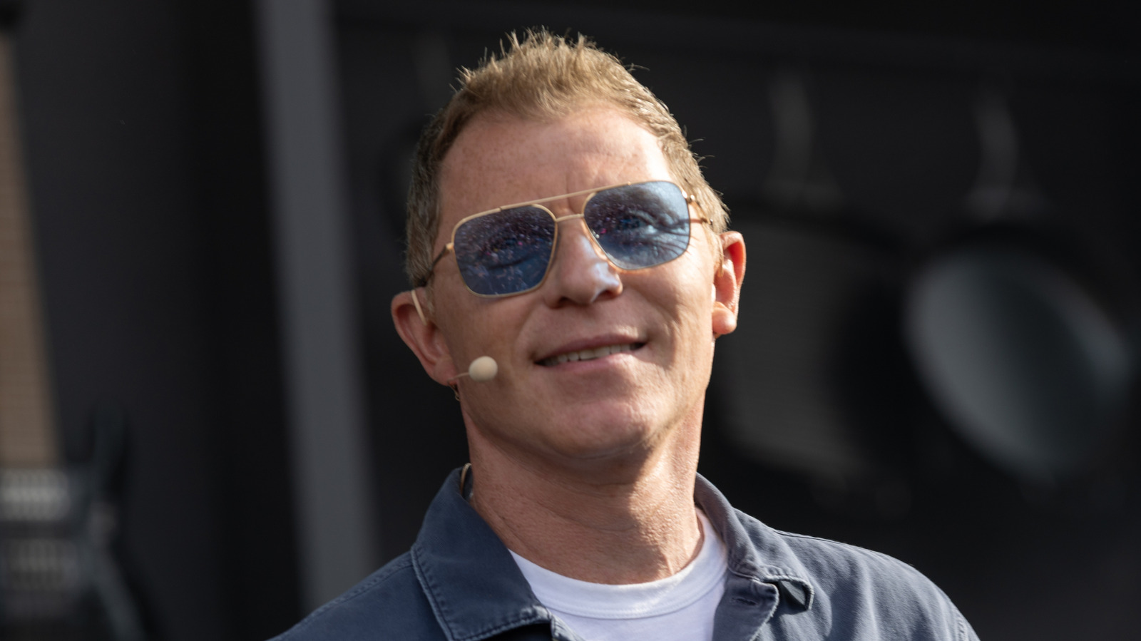 2 cooking tips from Bobby Flay to make bacon strips 10 times betteretter