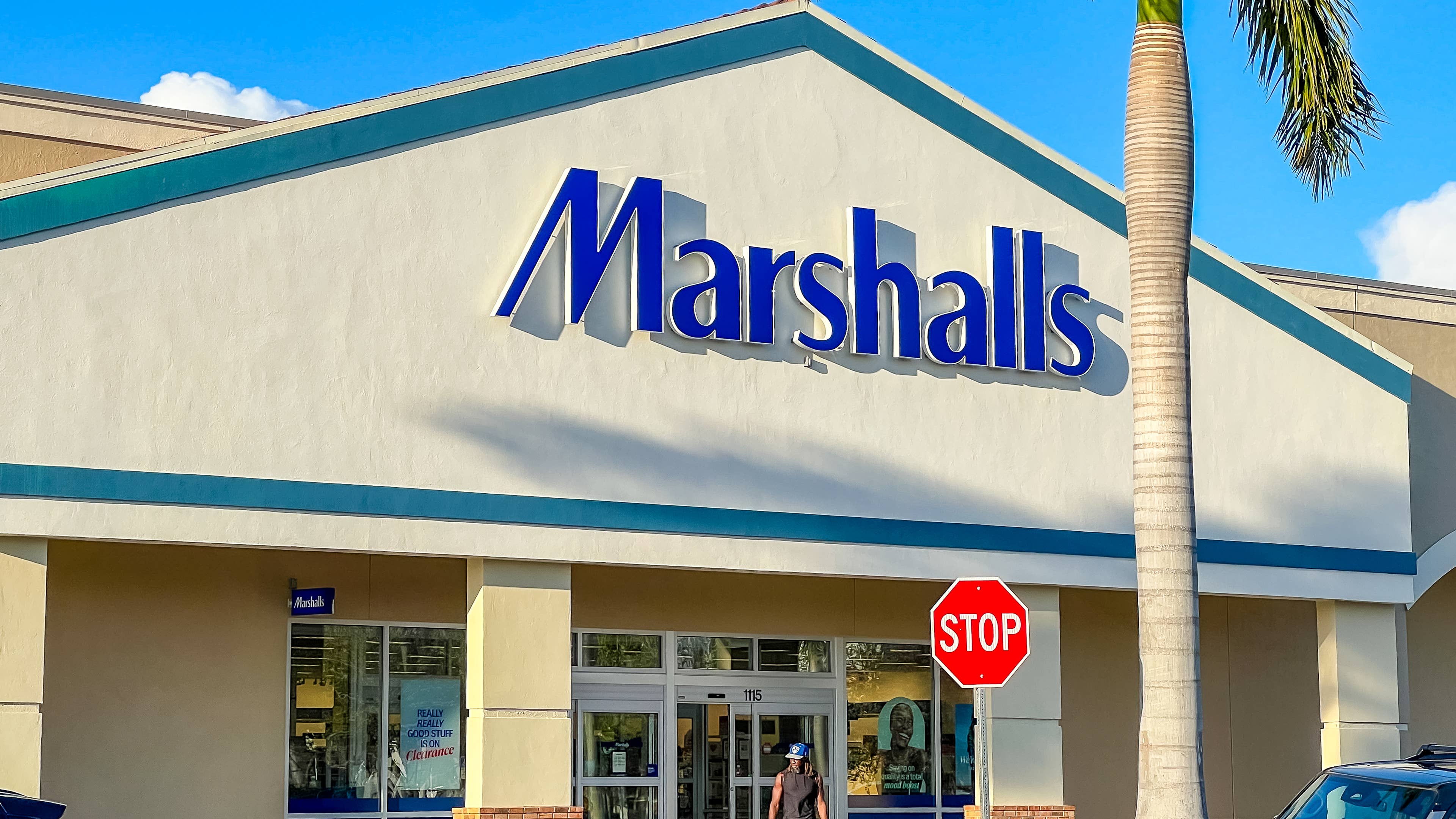 Upgrade Your Lighting for Under $100 With These Vintage-Inspired Marshalls Floor Lamps