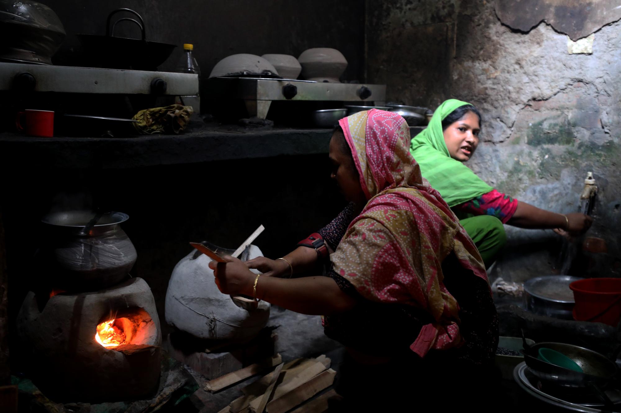 ‘I spend a bagful of money and don't fill a bag': the energy crisis hits Bangladesh