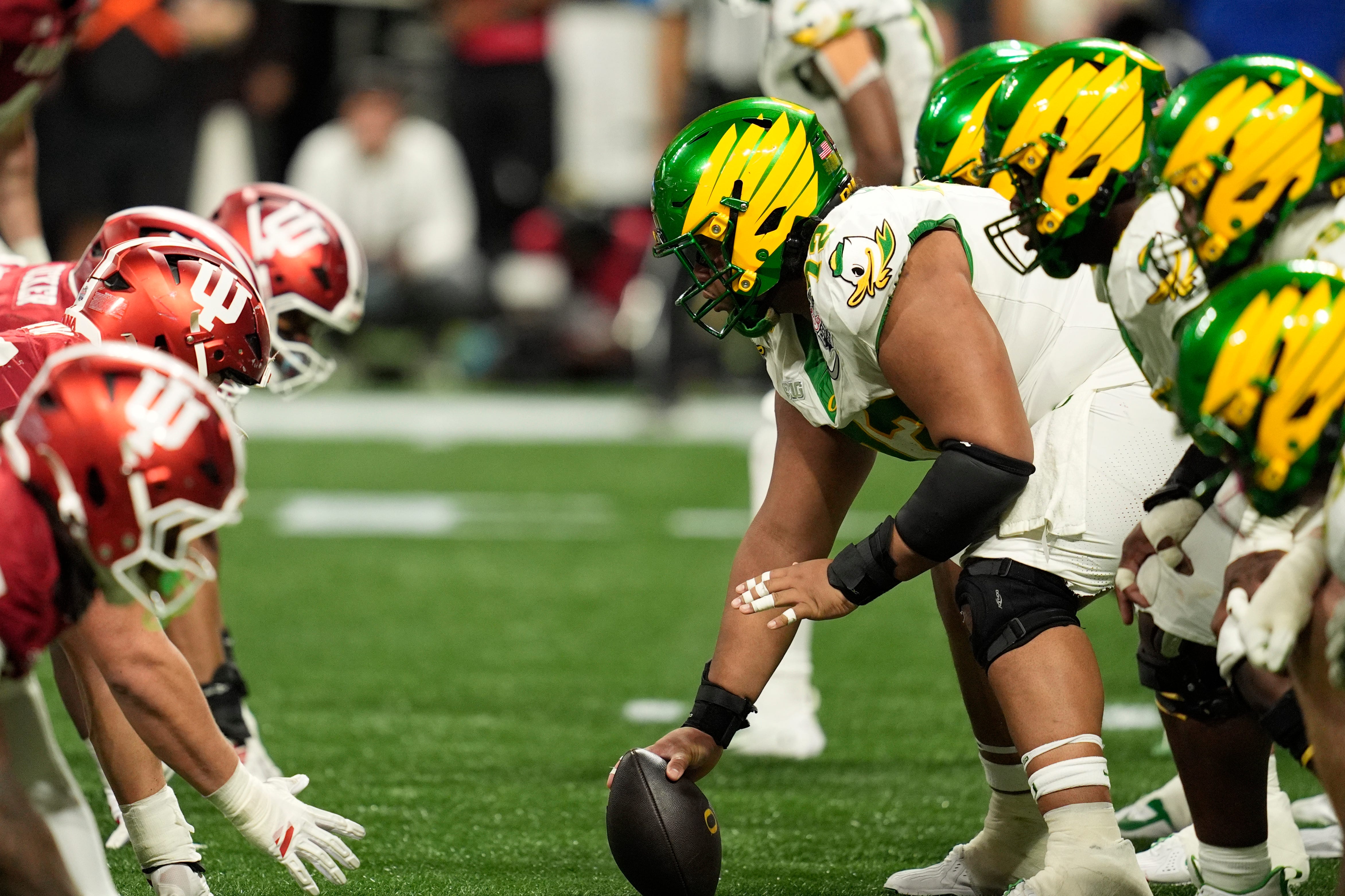 Oregon offensive line gets extremely low grade for Oklahoma State game ...
