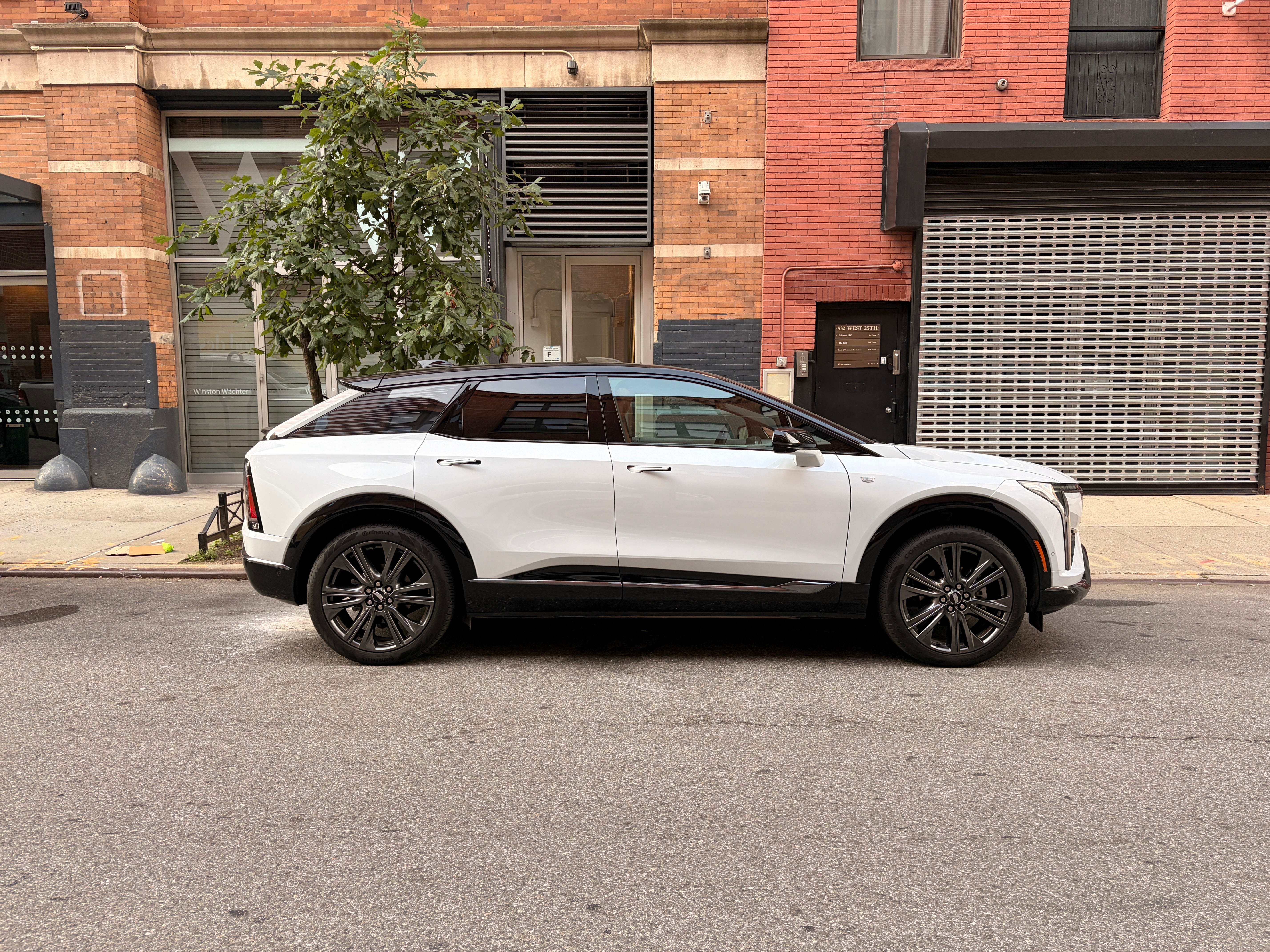 I drove Cadillac's entry-level EV. It hits Caddy's affordability sweet ...