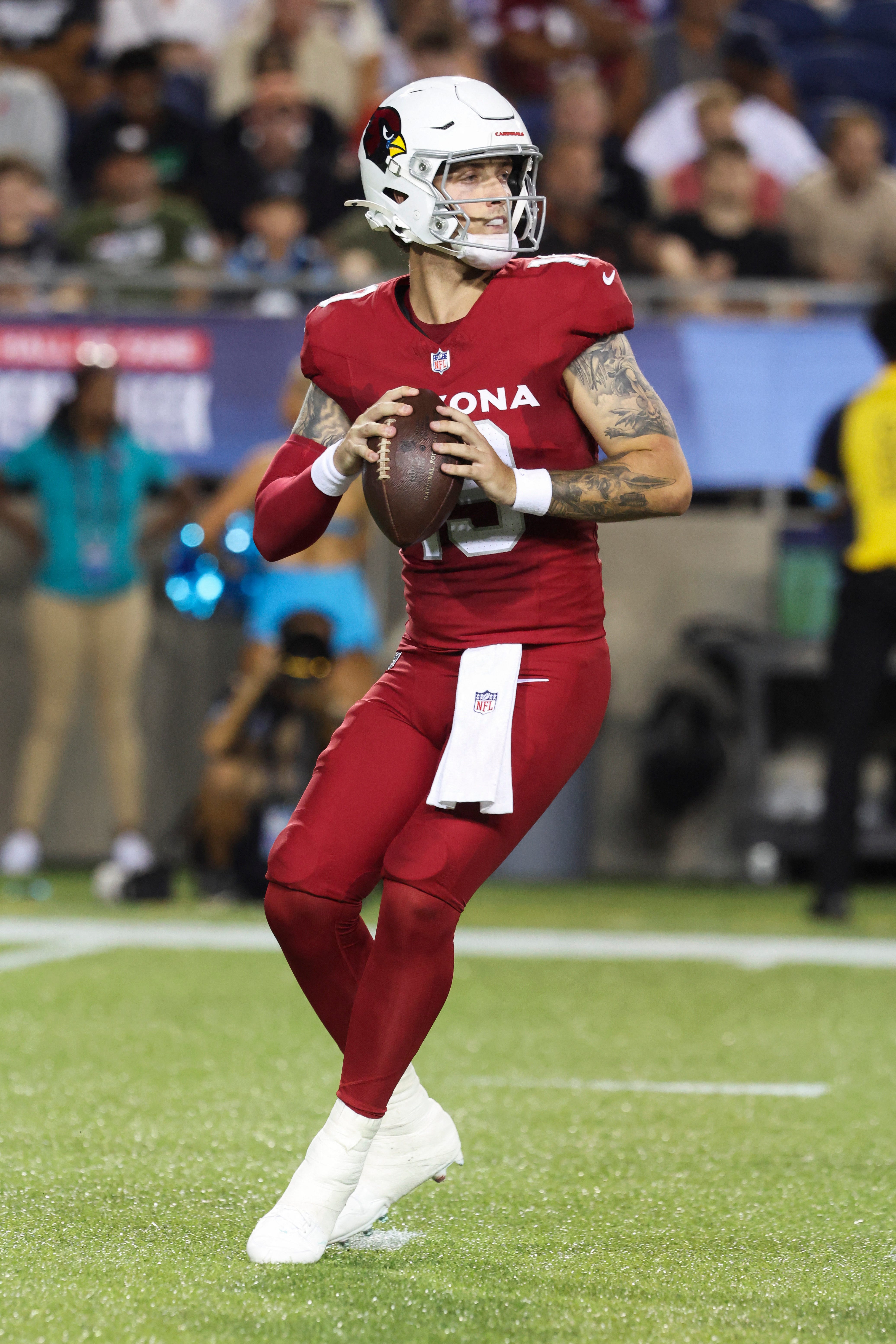 Develop Training Strategy Arizona Cardinals reveal development plan for QB Carson Beck - AOL