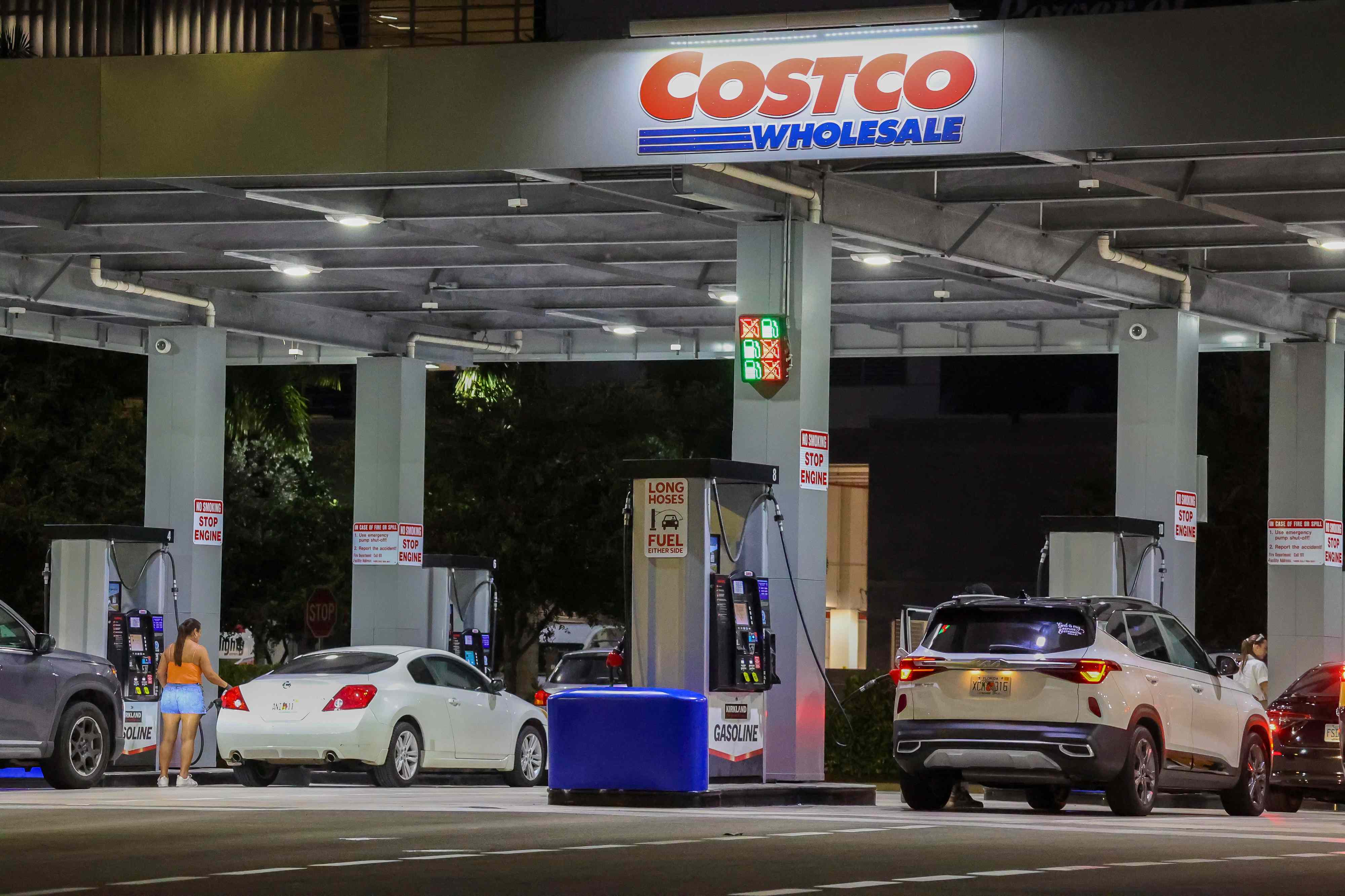 What to Expect in Markets This Week: Costco, Other Consumer Companies Report; U.S. Central Bankers Hit the Conference Circuit