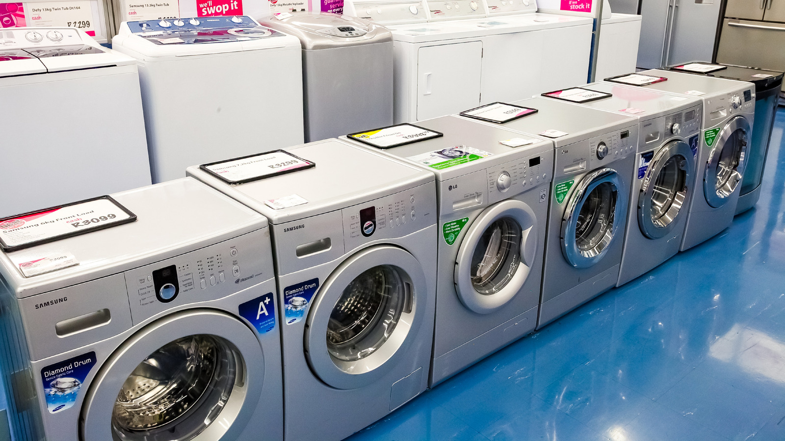 Gas Vs Electric Dryer: What's The Real Difference? (& Which One Is Best For You)