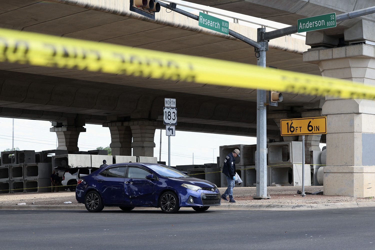 Photo: aol.com ICE Officer Shoots Venezuelan Asylum Seeker in Austin