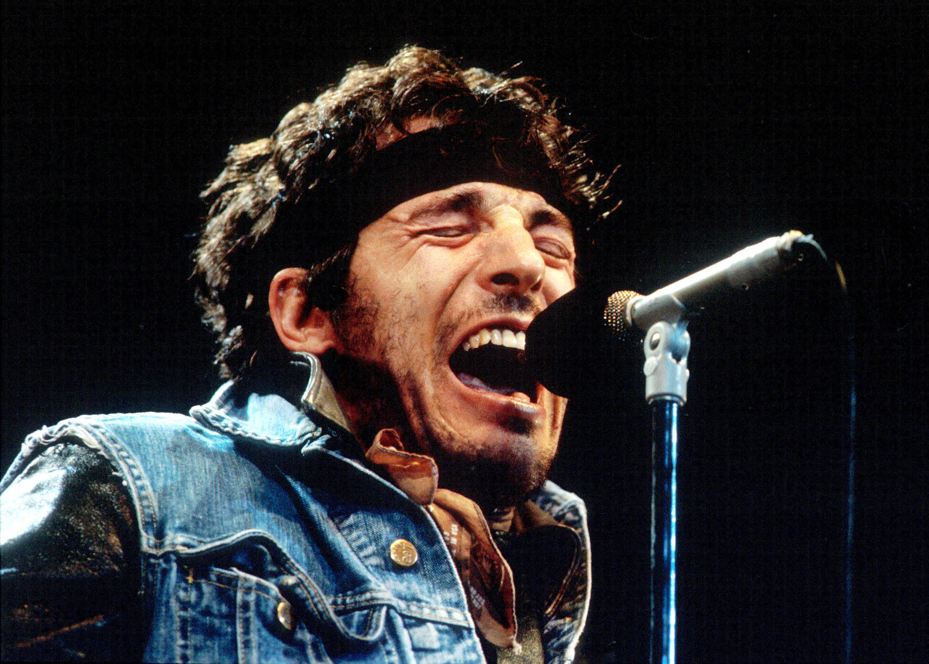 How Bruce Springsteen's 'Born in the U.S.A.' Became America's First ...
