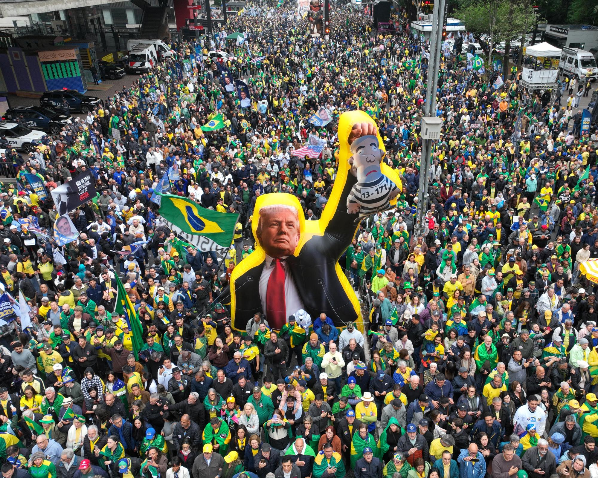 Lula Accuses Trump of Meddling in Brazil Election to Plunder Resources