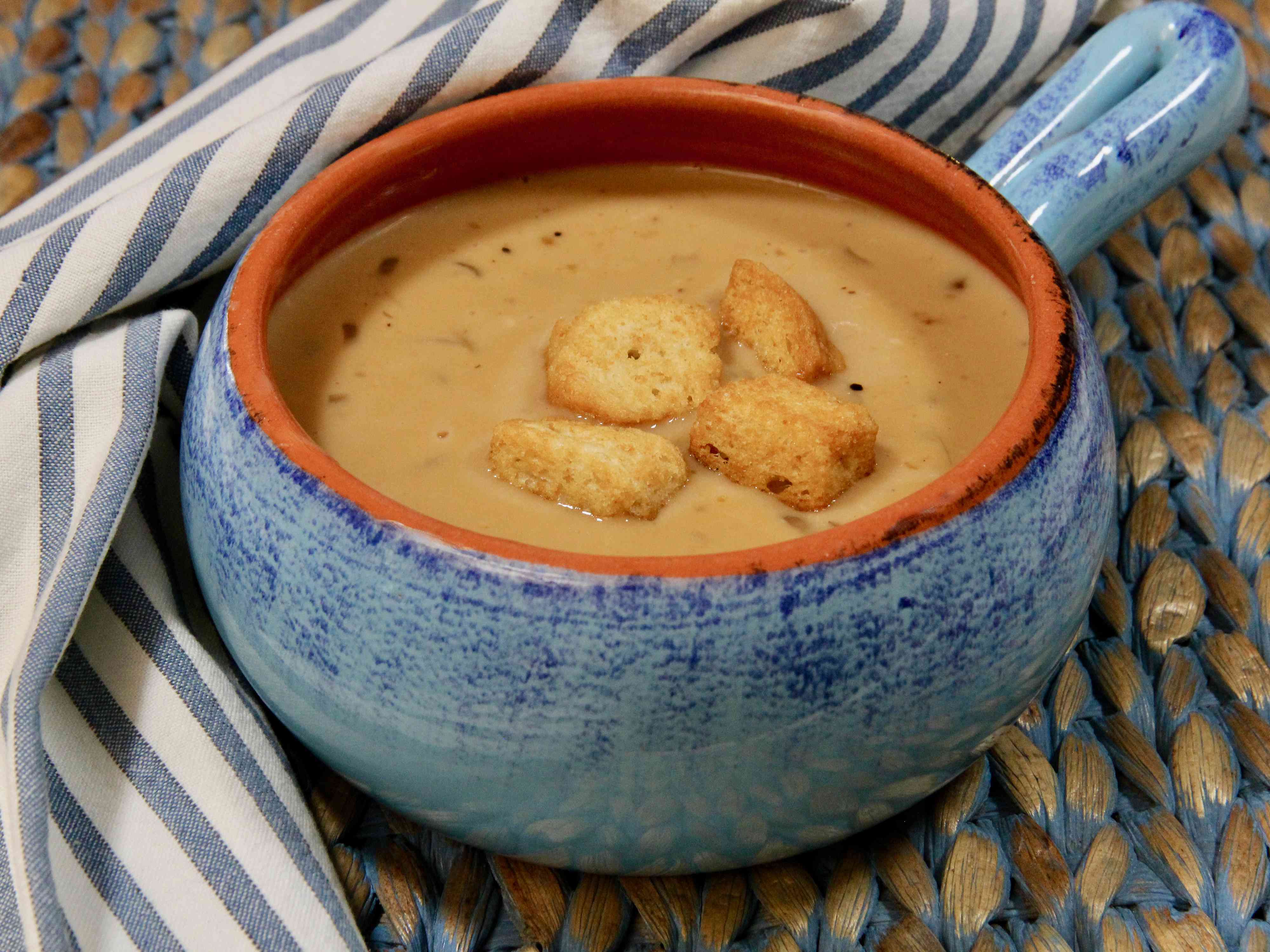 The Outback Steakhouse Copycat Soup That’s Even Better Than a Bloomin’ Onion