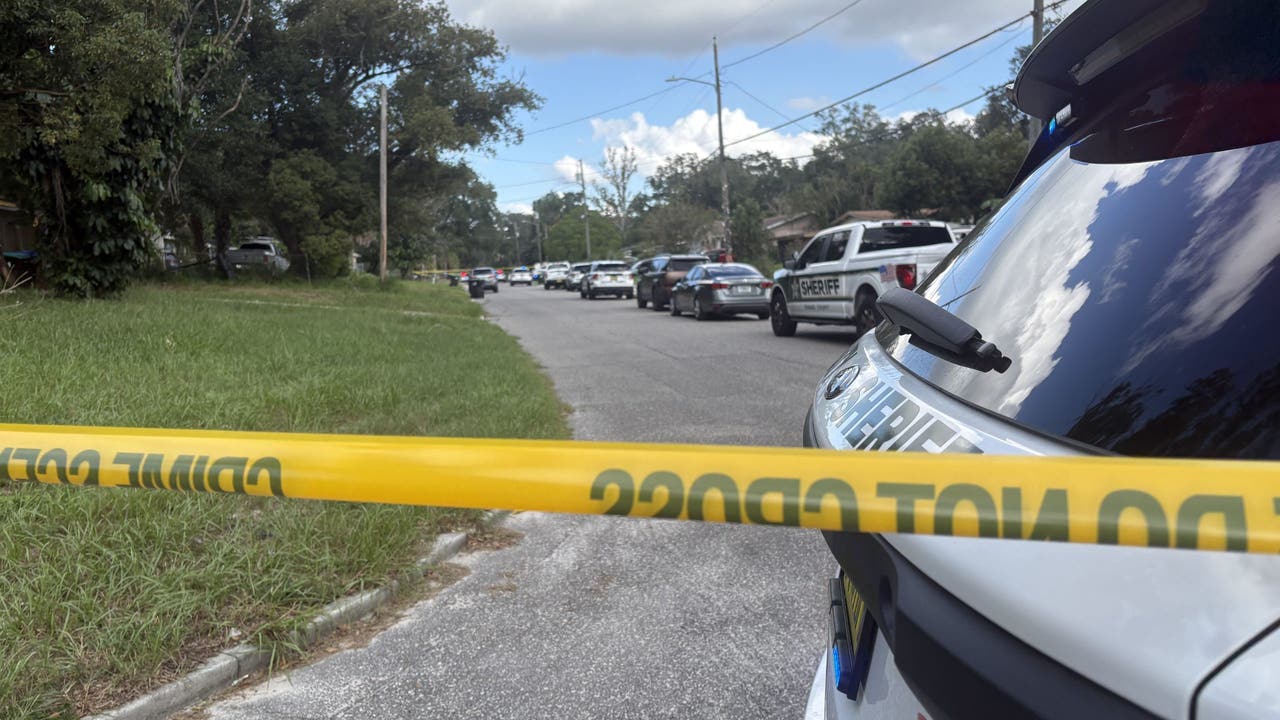 17-year-old shot in Orange County neighborhood, deputies say - AOL