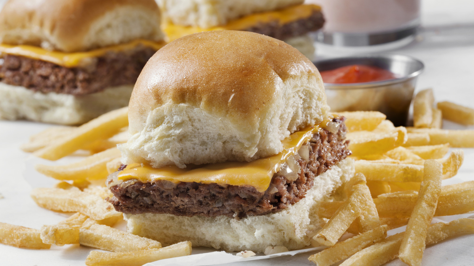 One Of The Best Fast Food Items Around $5 Has Been An Underrated Gem Since 1964