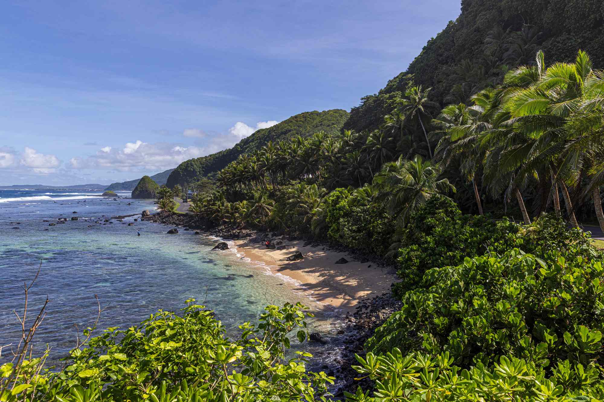 This Is the Only U.S. National Park South of the Equator—With Volcanic Islands, Rainforests, and Turquoise Ocean Water