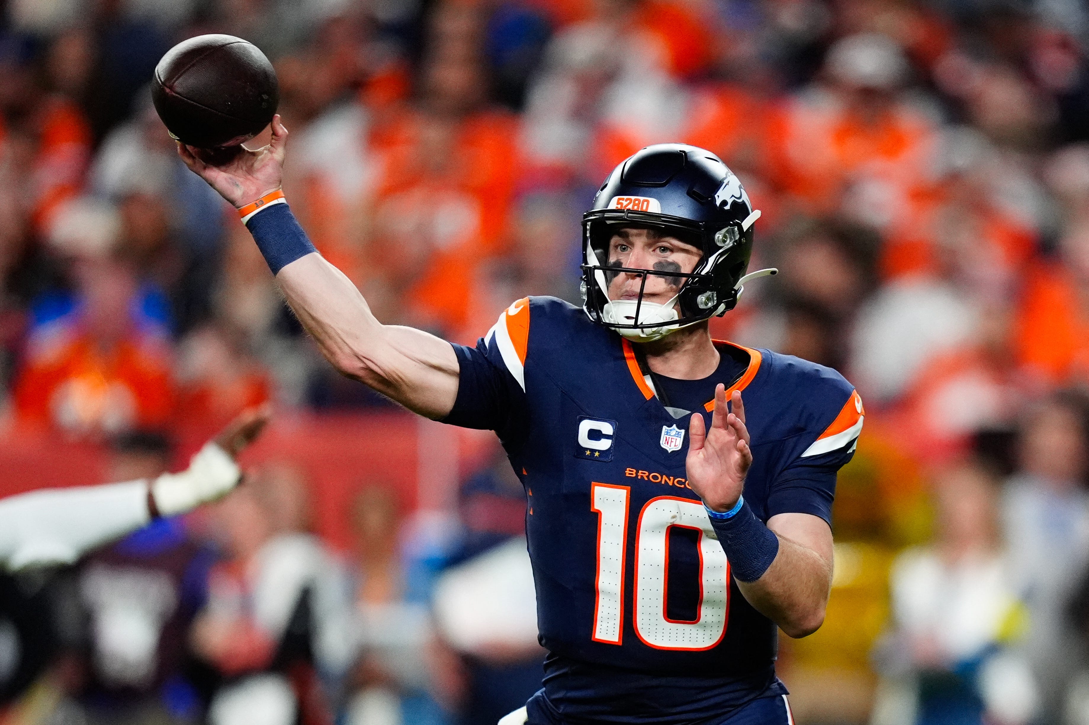 NFL Sunday Night game today. Denver Broncos to wear alternate uniforms ...