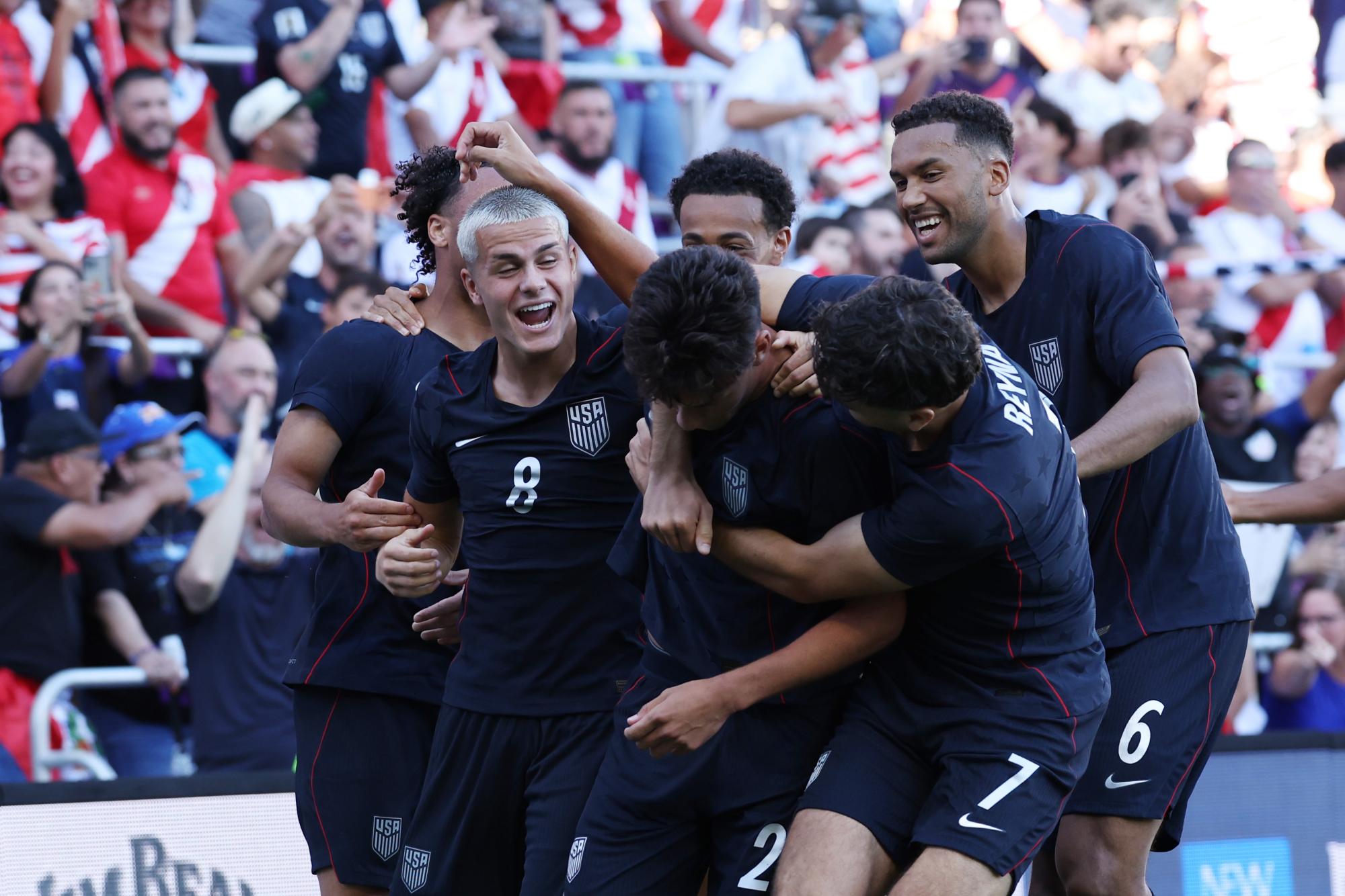 Photo: aol.com United States beat Peru 4-1 as 11 players earn first senior caps