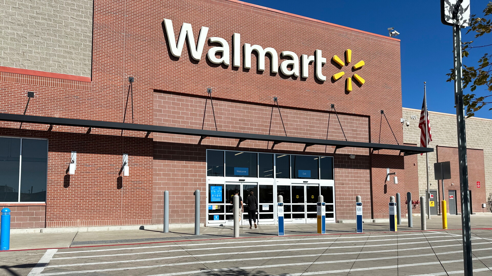 Walmart says your income and shopping history won't affect prices