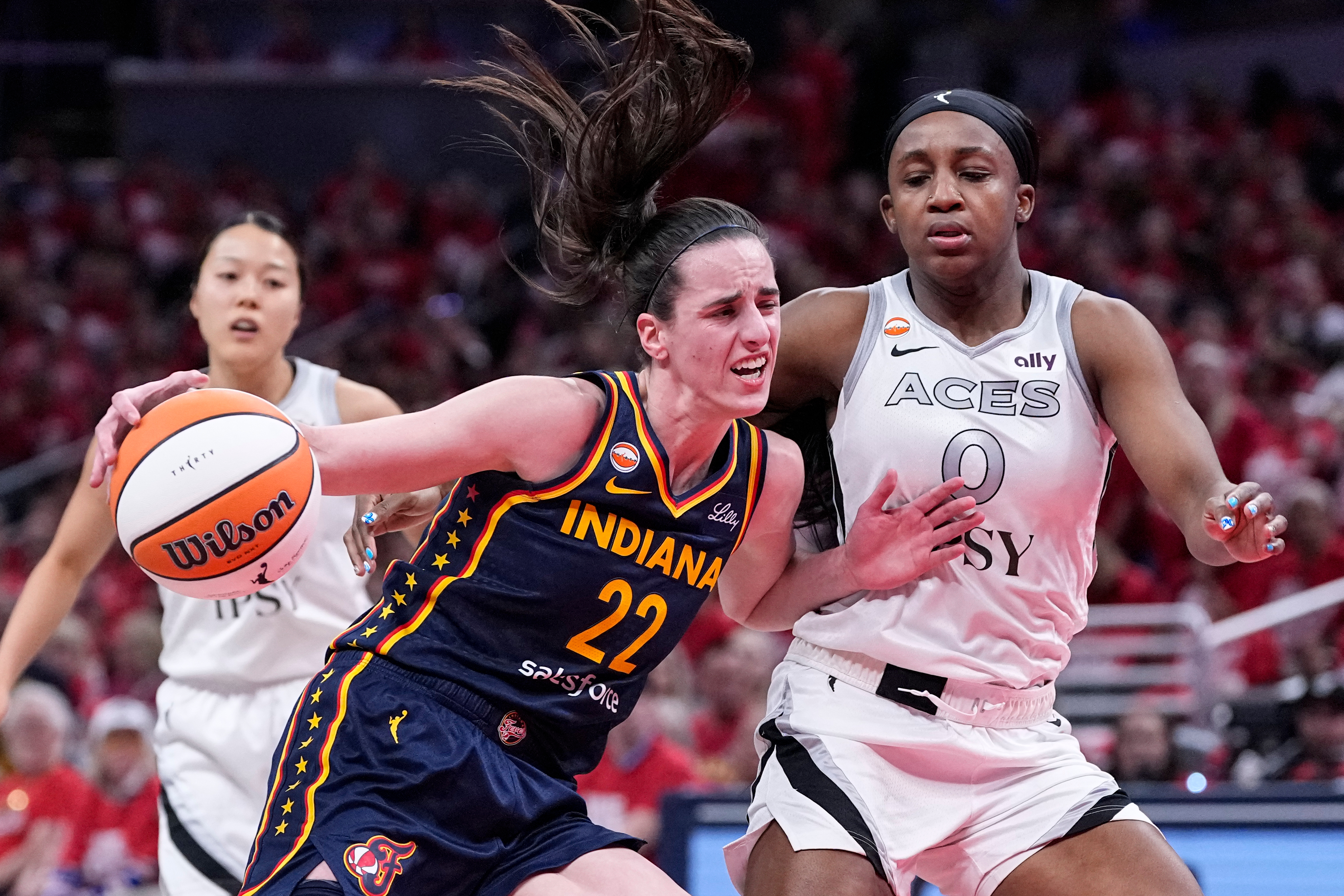 New Photo - Caitlin Clark, Kelsey Mitchell post big games to help Fever even series with 99-89 win over Aces