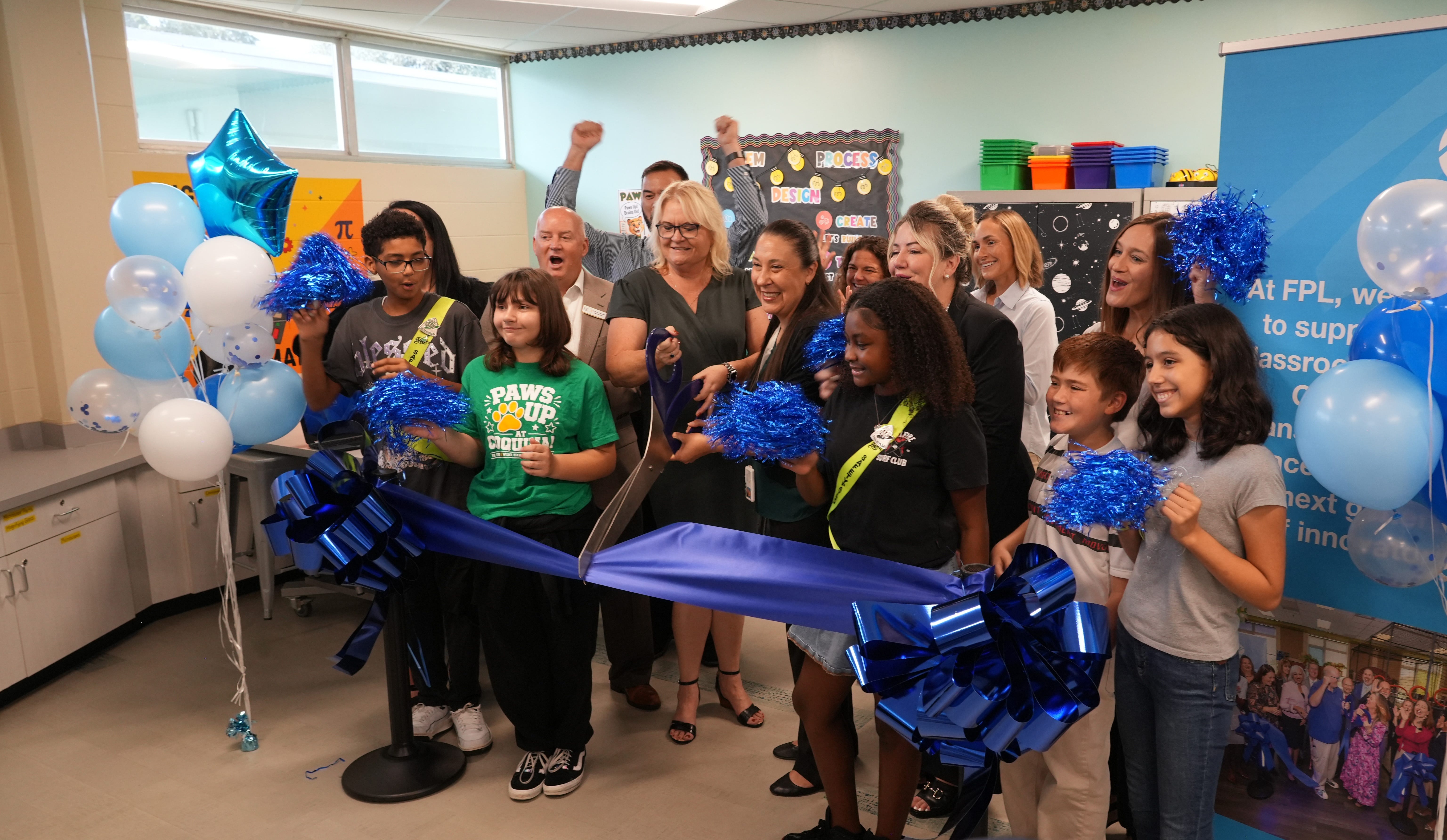 Nueva sala de STEM en la escuela Coquina de Titusville