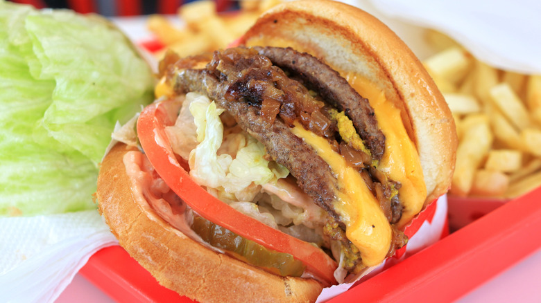 Order In-N-Out Like Dolly Parton For A Classic Fan-Favorite Packed With ...