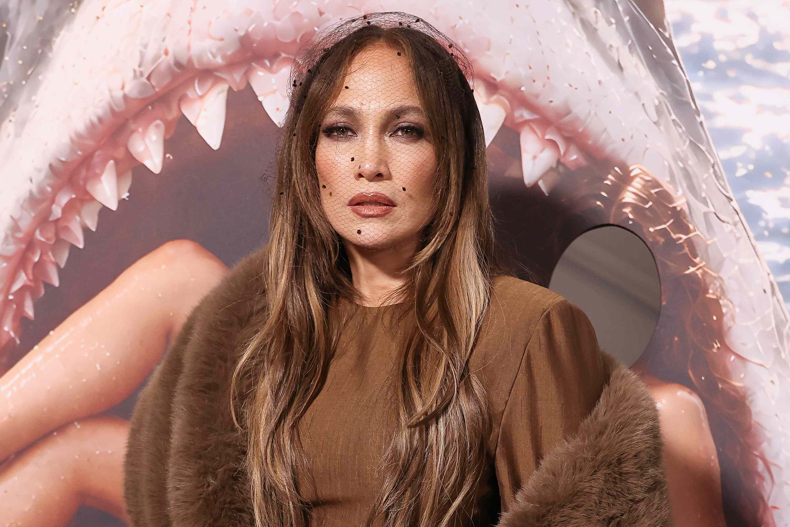 Jennifer Lopez Breaks This Front Row Rule at Paris Fashion Week - AOL