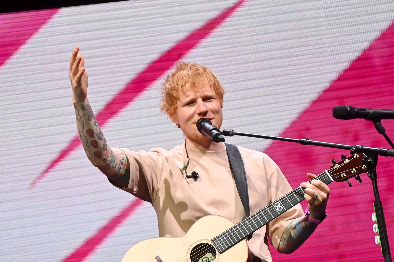 Bono appelle à ne pas personnaliser le conflit entre Ed Sheeran et Macklemore