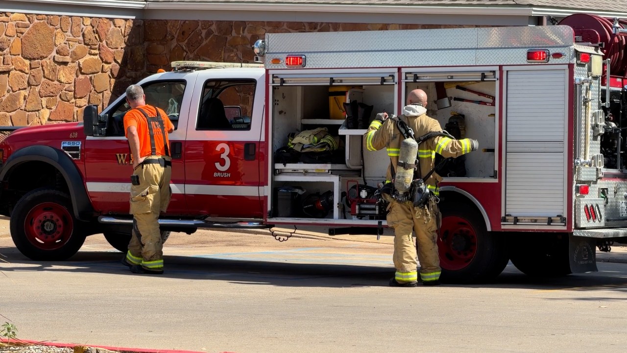 Firefighters respond to dual blazes in Wichita Falls - AOL
