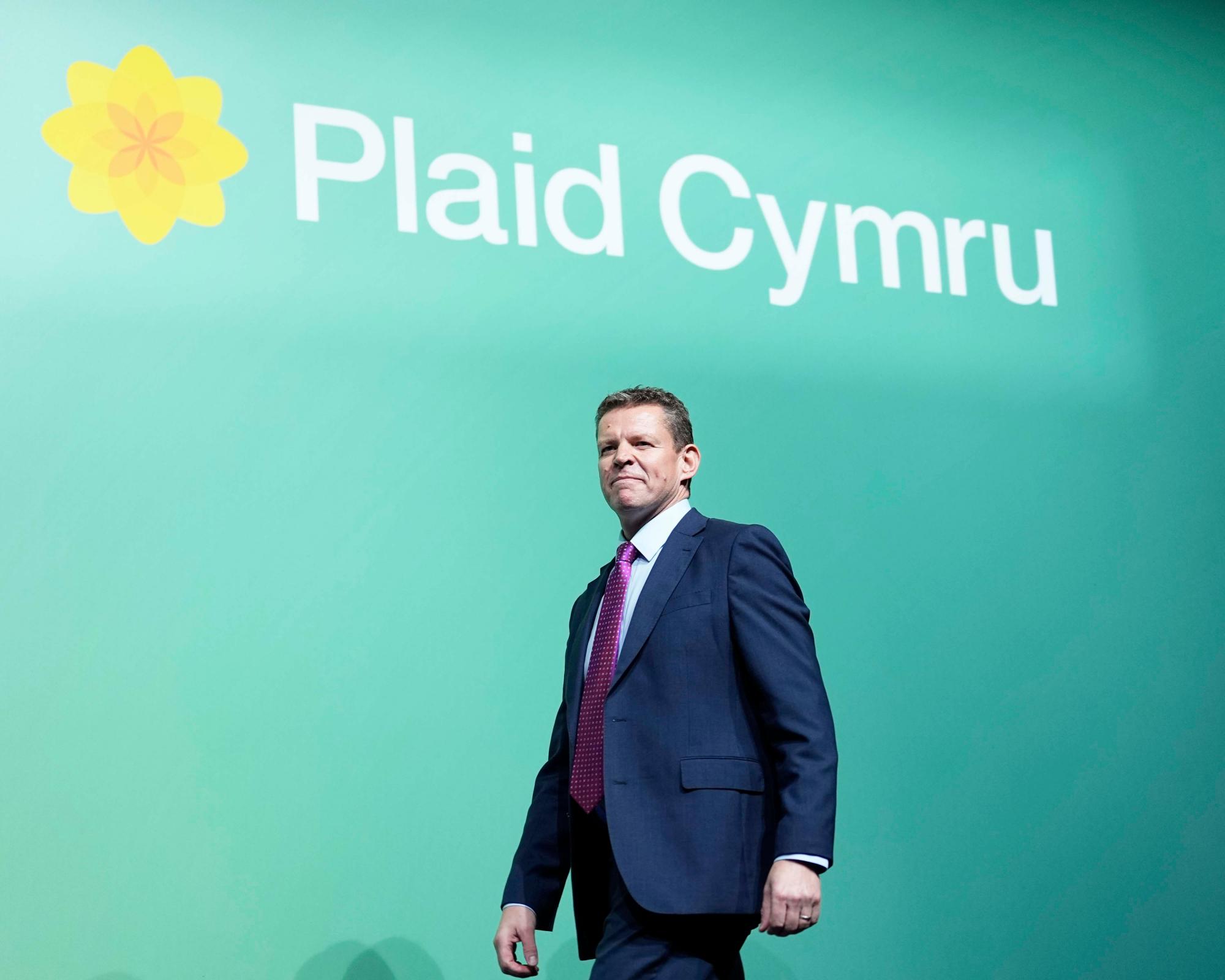 Welsh first minister calls on Burnham to deliever ‘new deal' on devolution