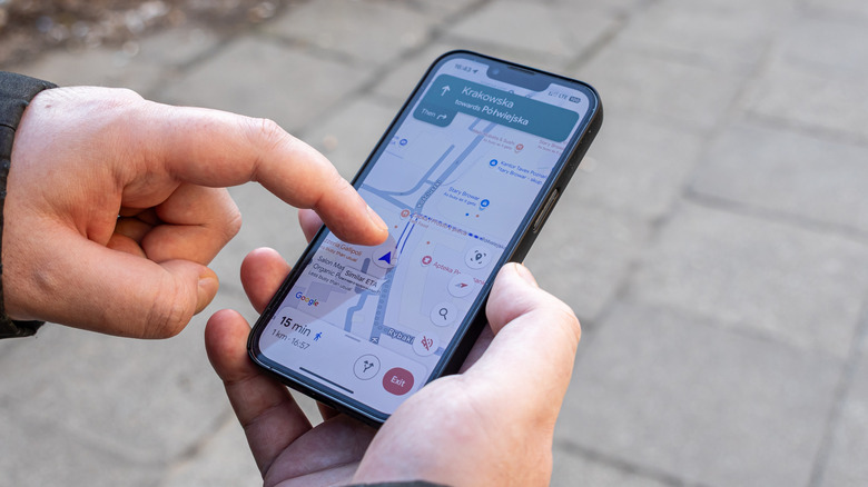 Why Google Maps Gives Two Phones Different Routes For The Same Trip - AOL