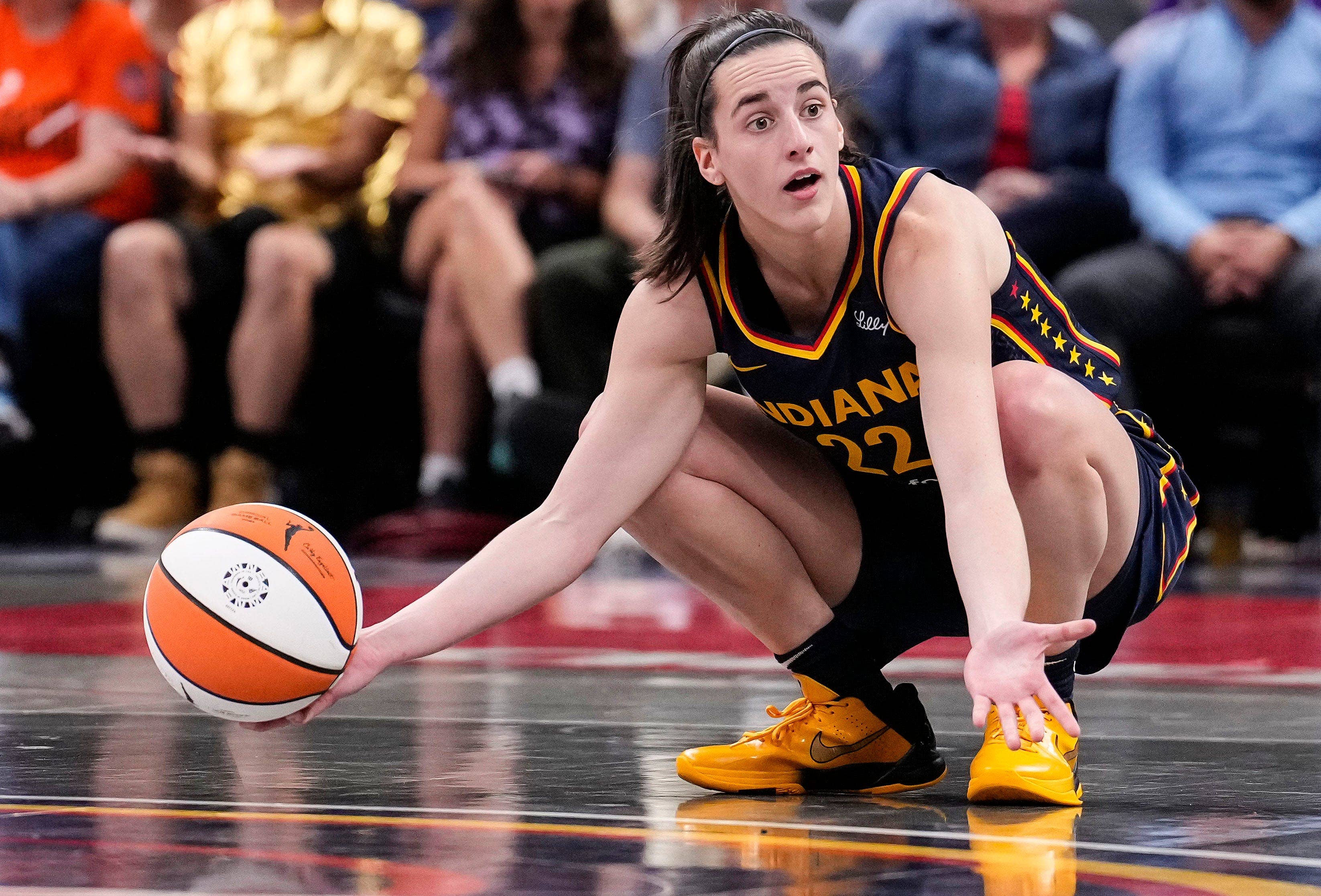 Caitlin Clark's Unexpected Moment on 'College GameDay' Draws Boos From ...
