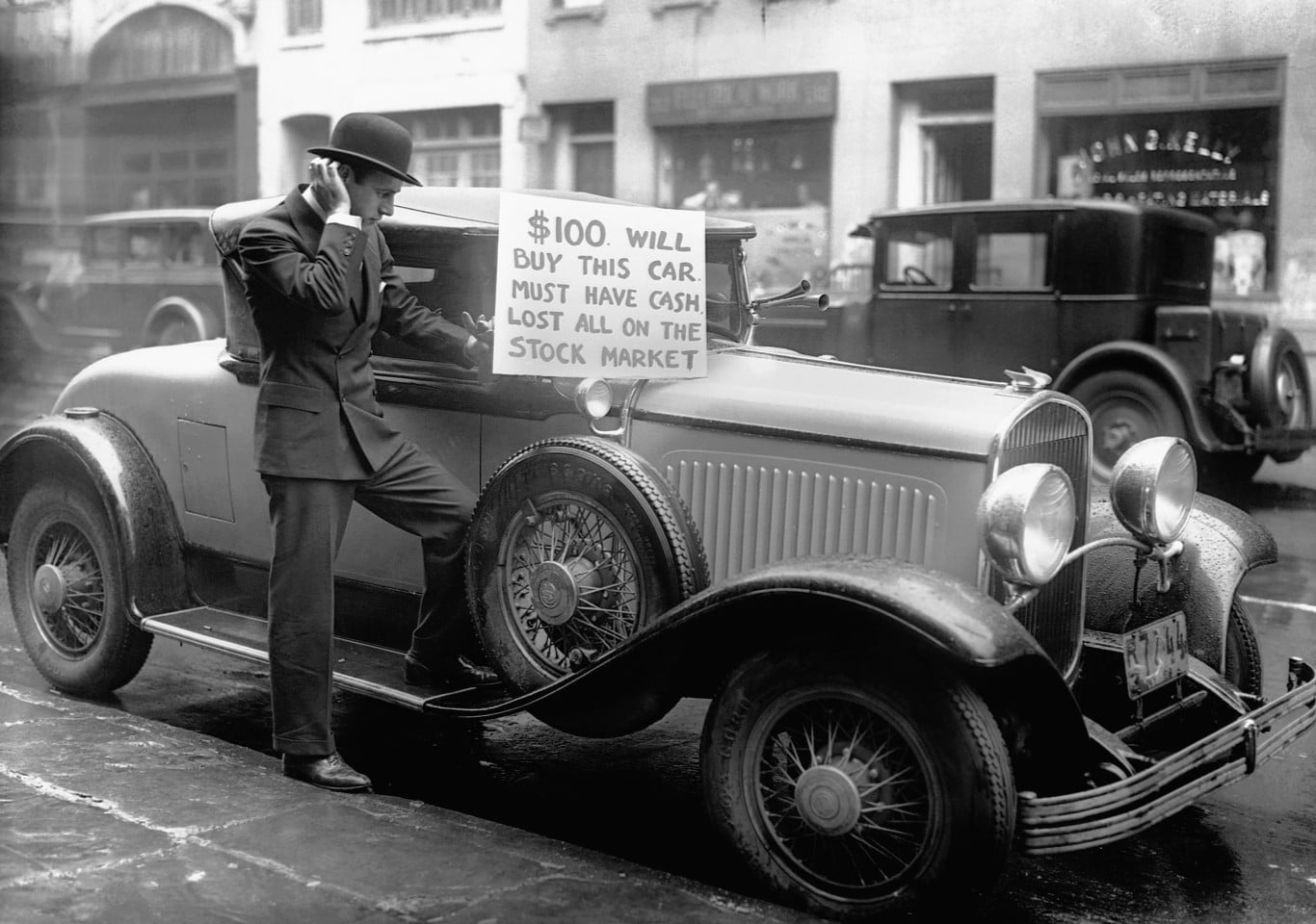 Months Before The 1929 Crash, Floyd Odlum Quietly Sold Half His Stock Portfolio And Raised $14 Million In Cash. While Other Investors Were Wiped Out, He Spent The Next 6 Years Buying Distressed Companies At Sixty Cents On The Dollar. By 1935 He Was One Of