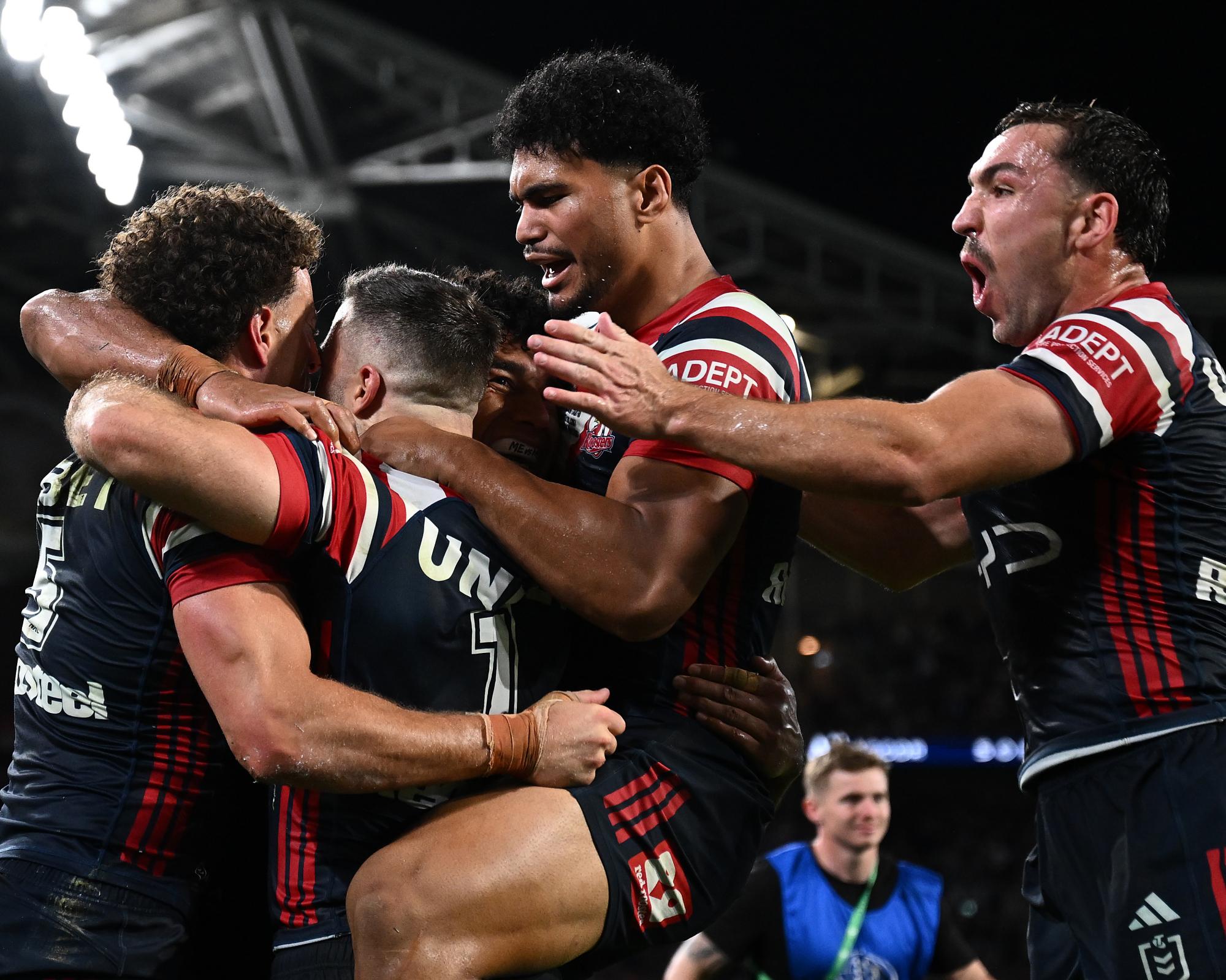 Sydney Roosters hold off Newcastle Knights to win thrilling NRL grand final