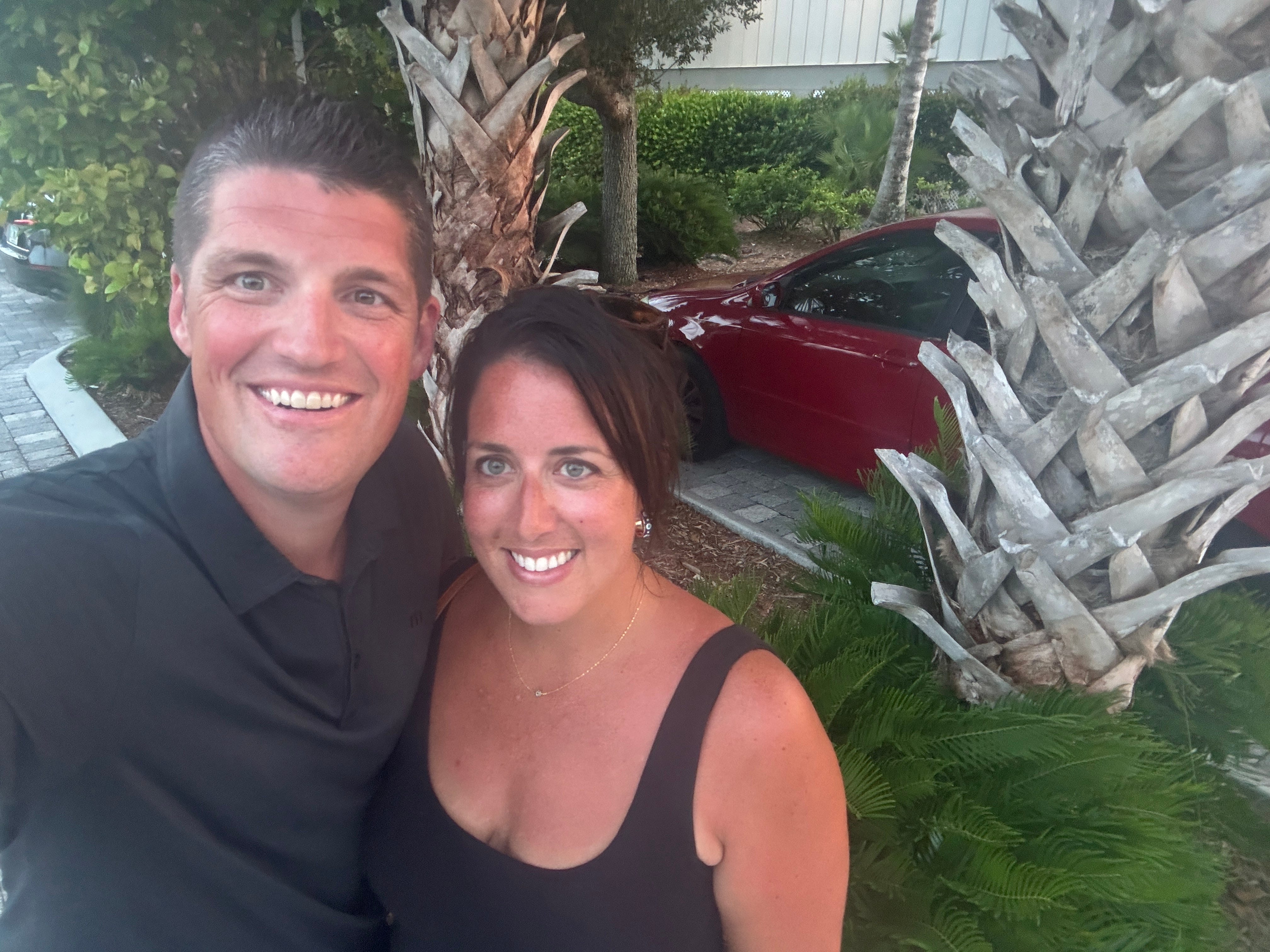 Husband and I finally took a trip without our 5 kids. It didn't go at all how we expected. - AOL