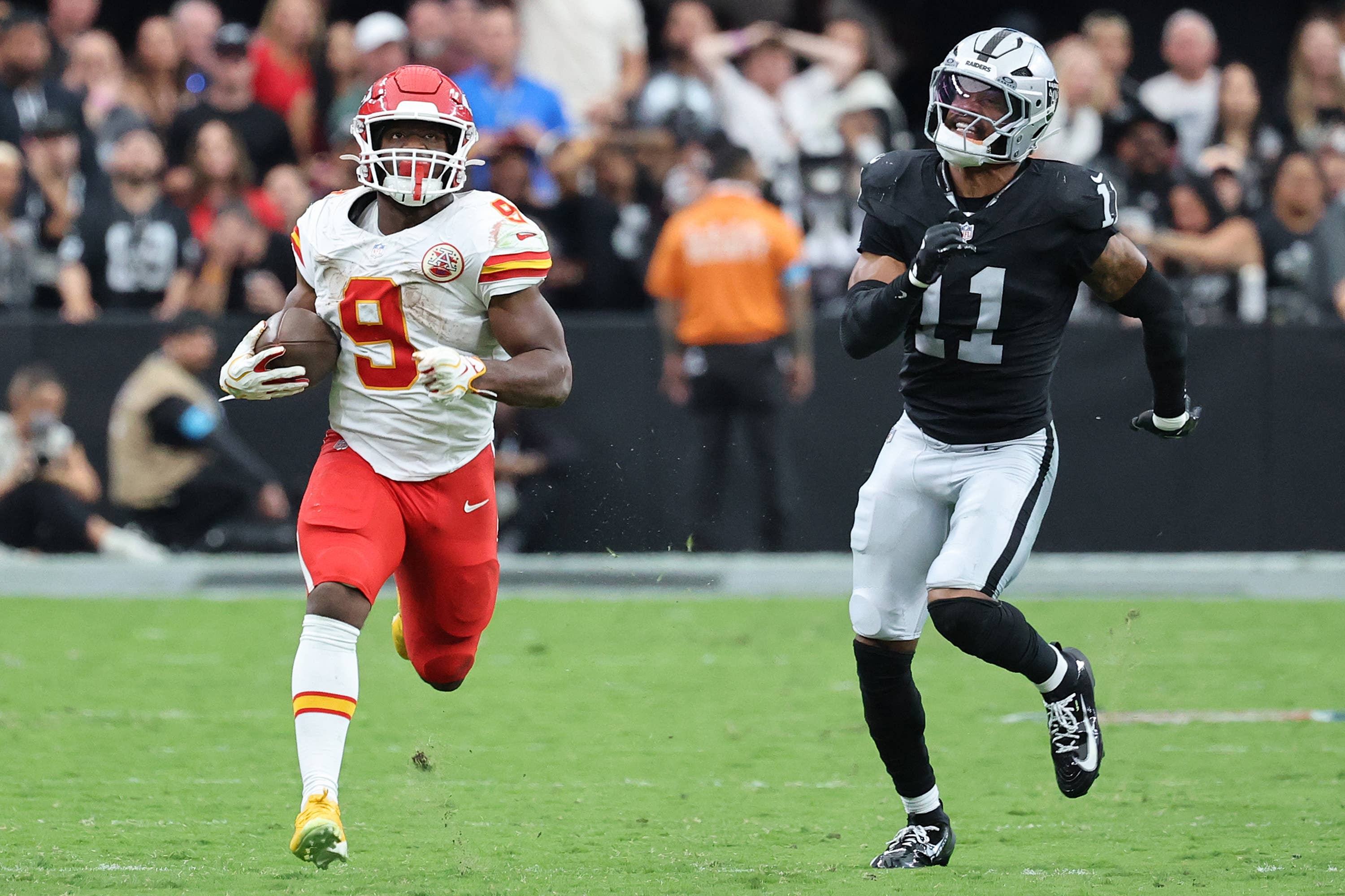 Kenneth Walker III Has More Rushing Yards in Four Games Than Any Player ...