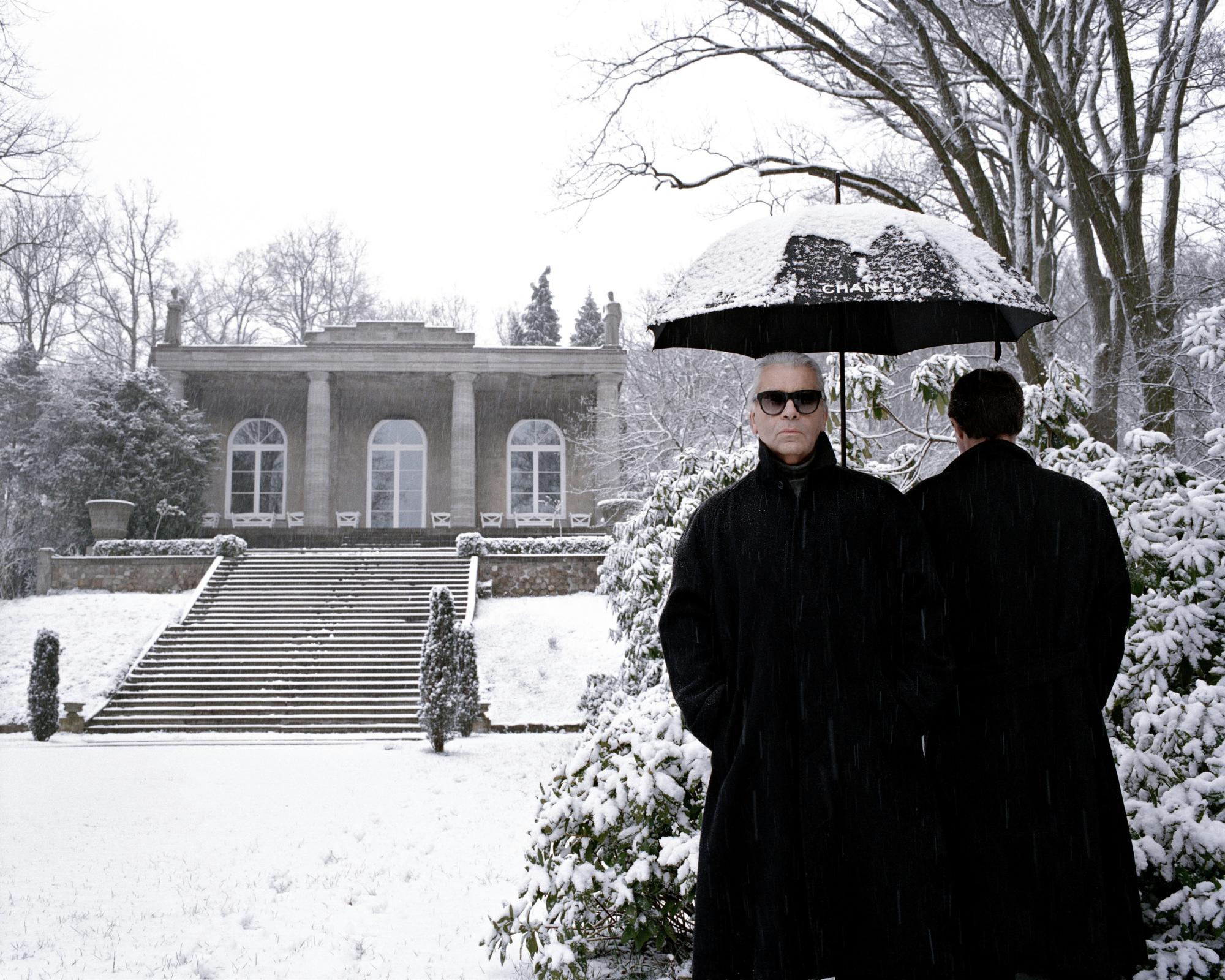 Karl review – straightforward tribute tells inside story of fashion world's great eccentric Karl Lagerfeld