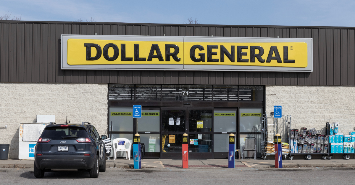 Dollar General and 5 Other Major Stores That Are Closing in October