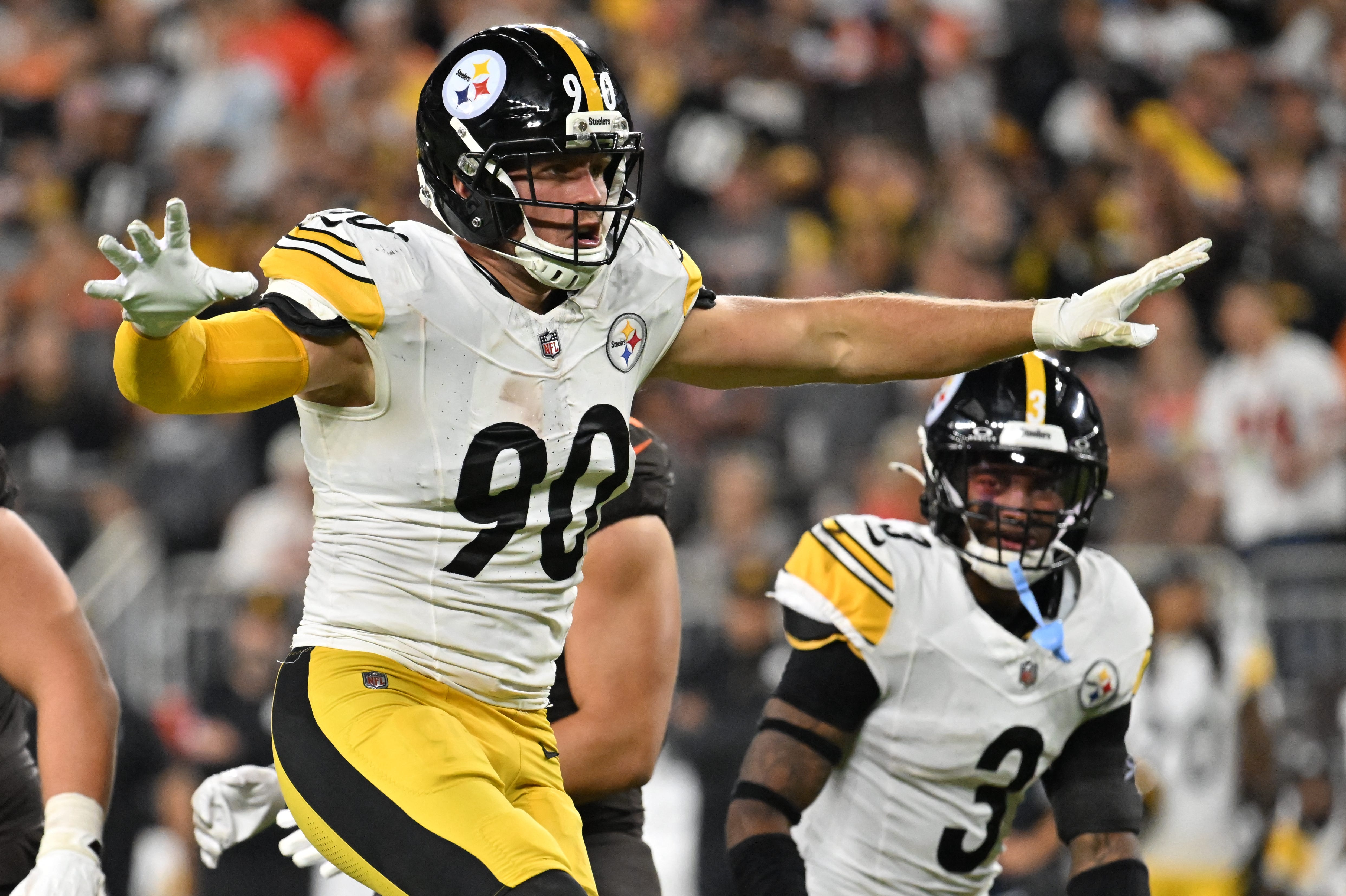 New Photo - Steelers' T.J. Watt surprisingly linked as potential trade target