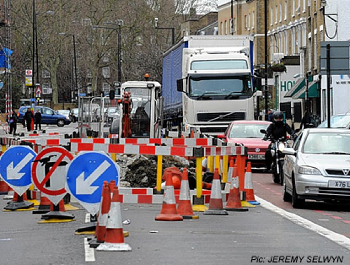 East London council issues 'lane rental scheme' in bid to tackle roadworks at busy times