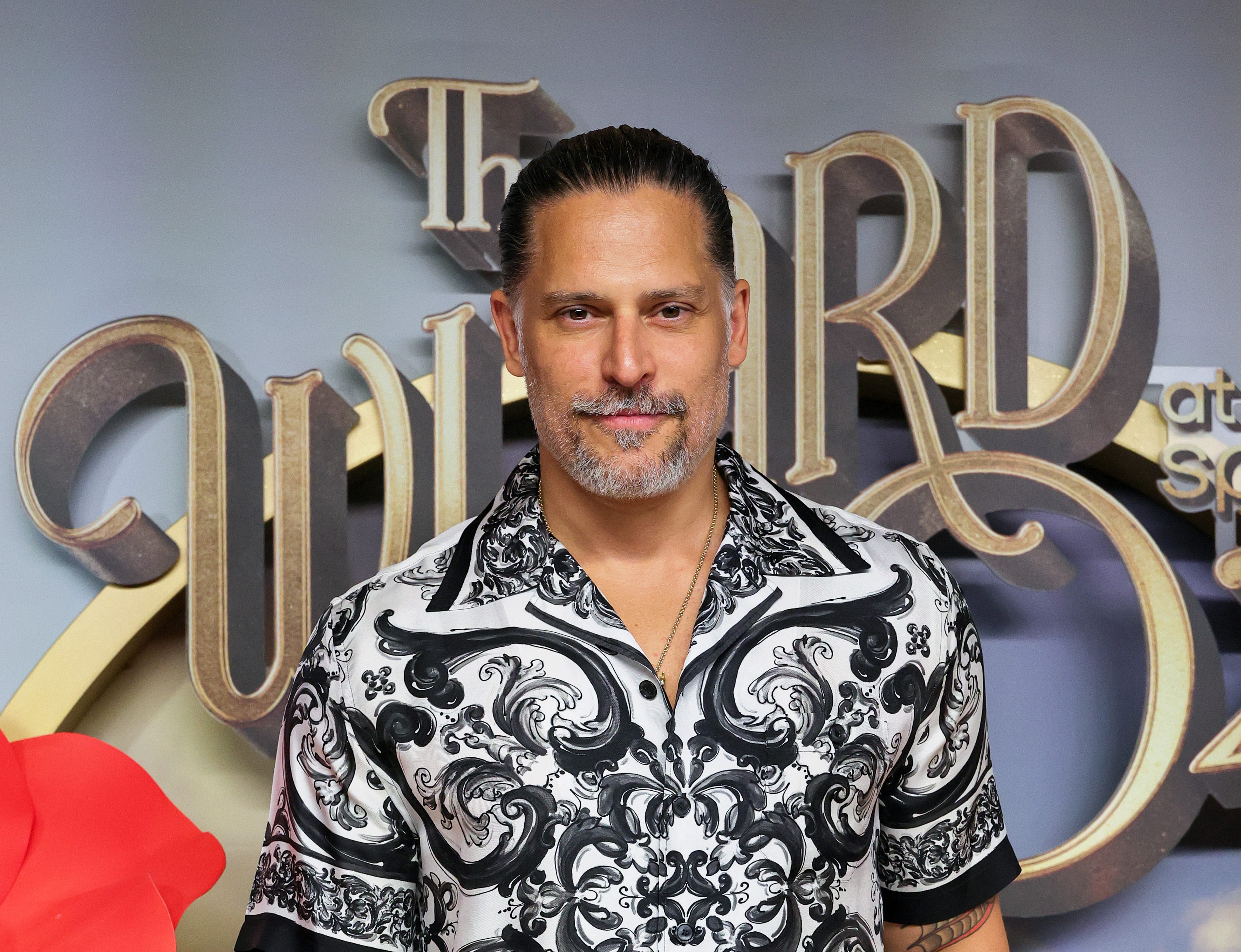 Joe Manganiello opens up about near-fatal autoimmune disease battle - AOL