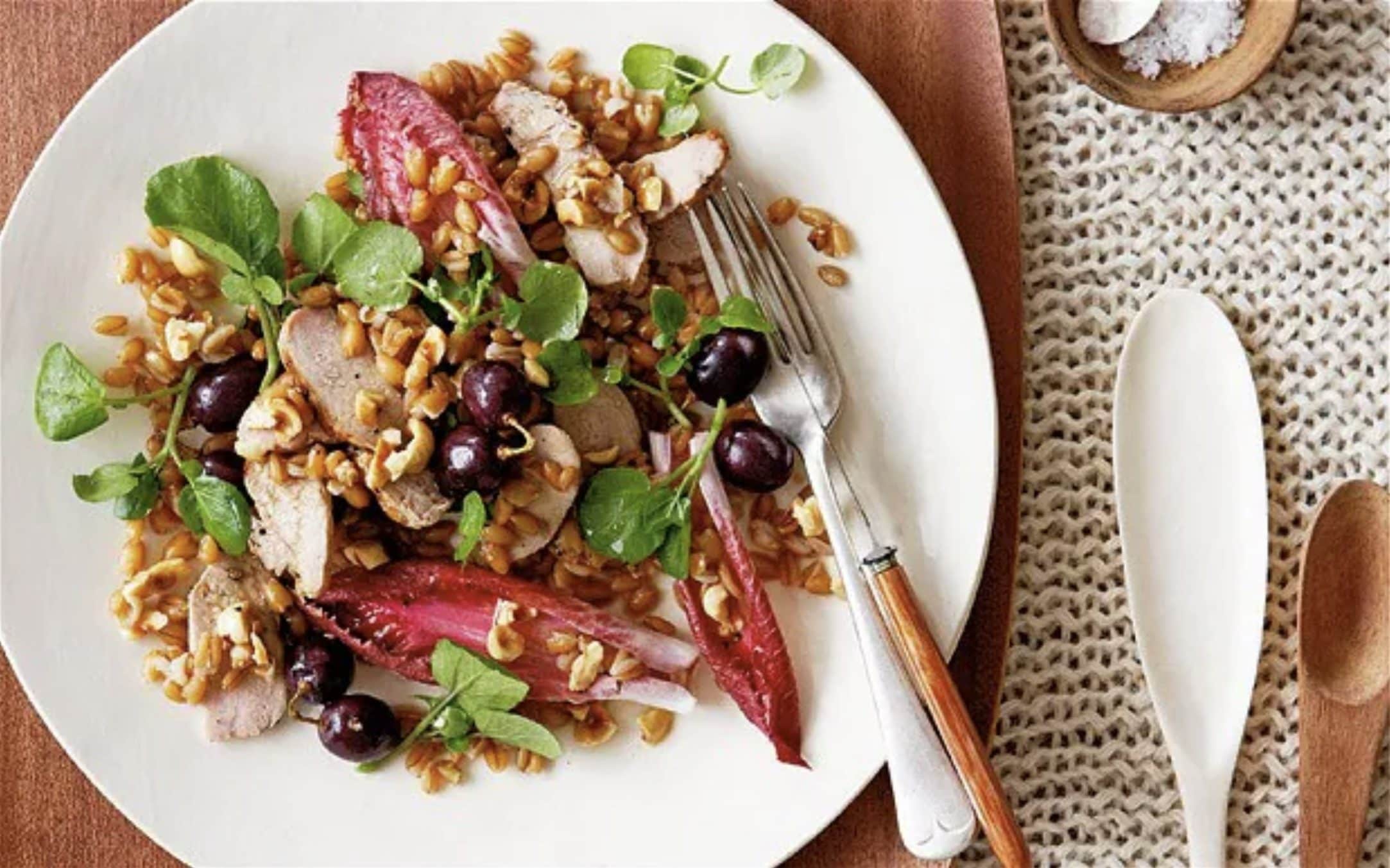 Salad of spelt, warm pheasant, autumn leaves and pickled grapes