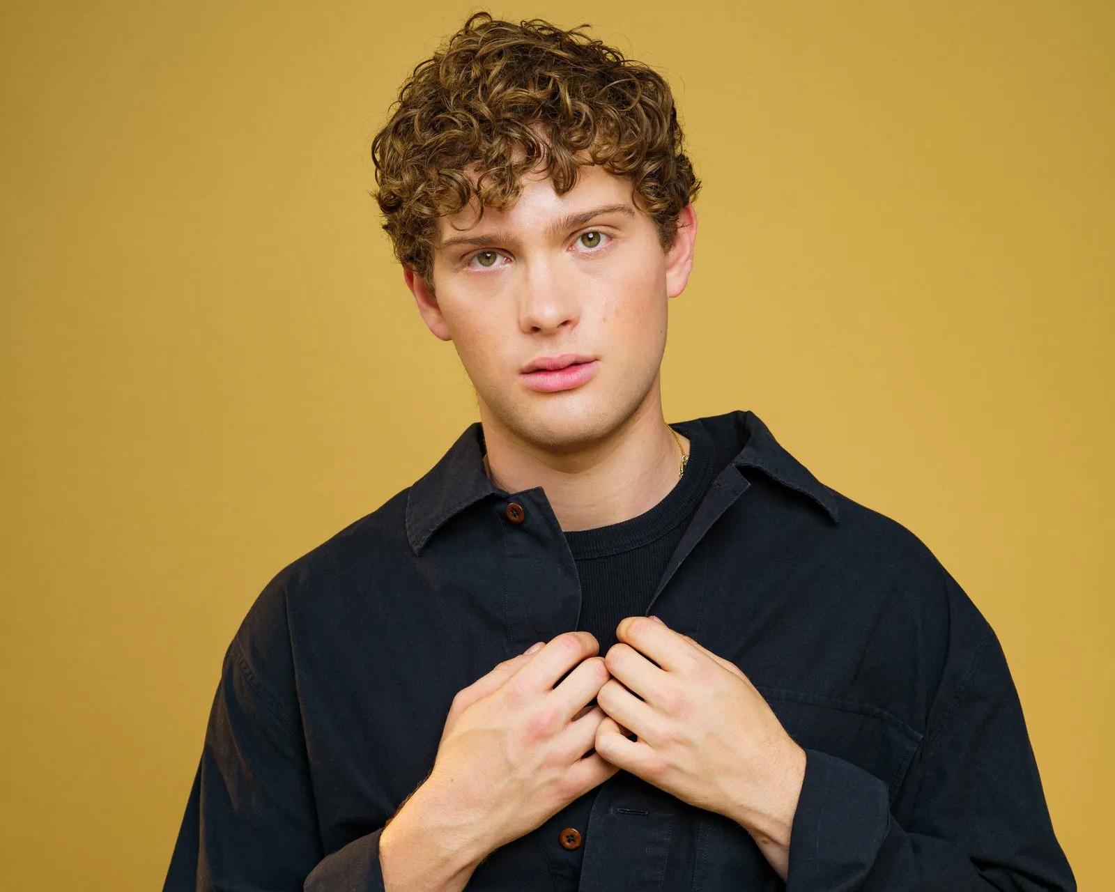 ‘I'm lovingly making fun of everyone I've ever met': on the set of Leo Reich's gen Z sitcom