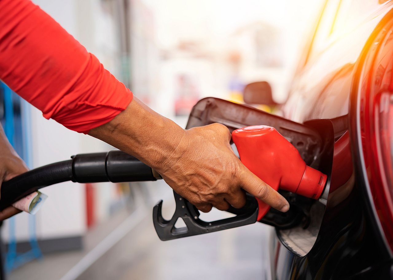 How gas prices have changed in Alaska in the last week - AOL