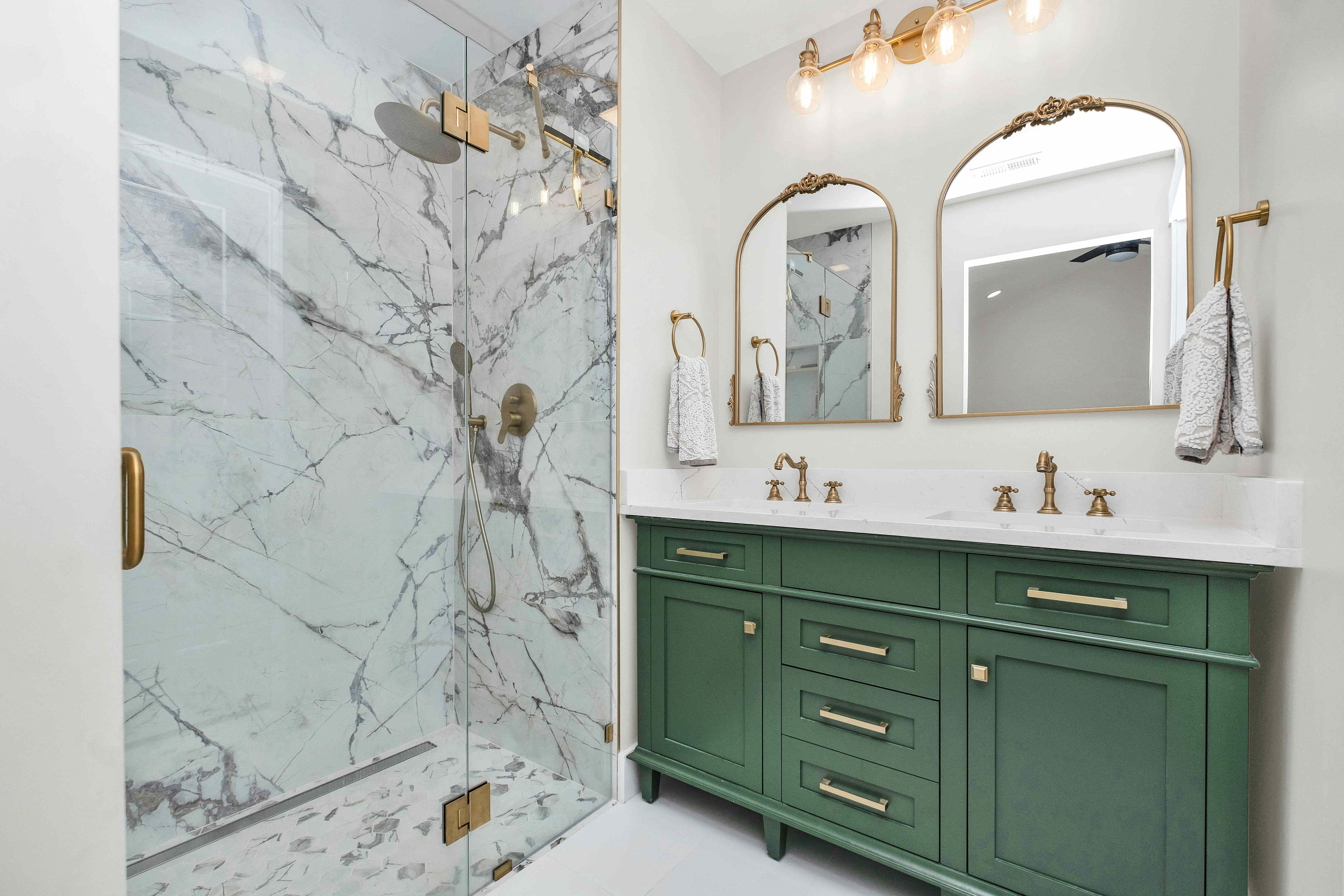 Designers Say This Tile Trend Always Looks Tacky, No Matter How You Style It