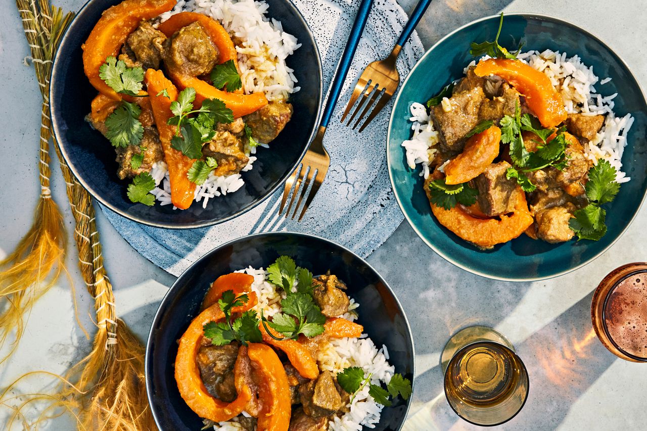 Fall Diiners 20 Hearty Fall Dinner Ideas for Using Up Your Seasonal Produce - AOL